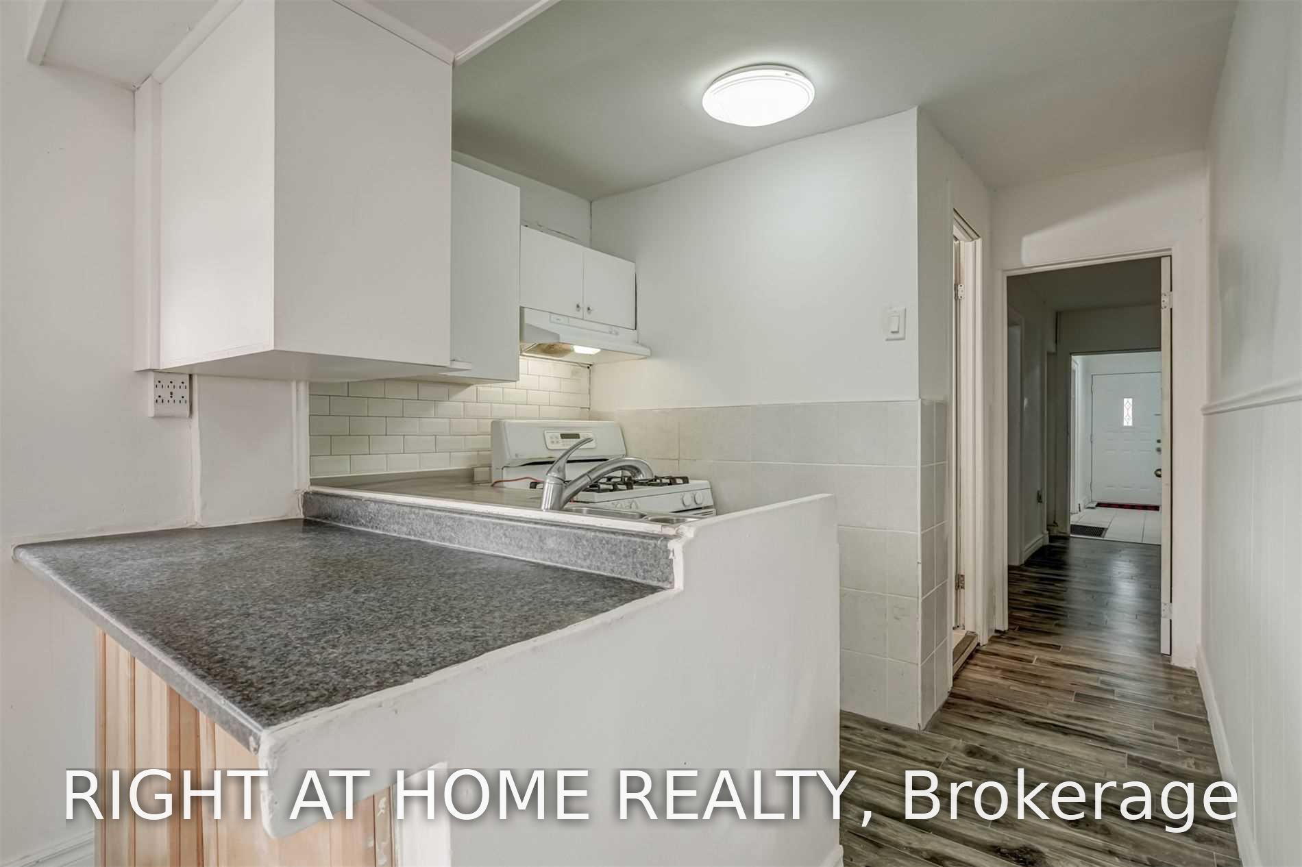 Photo 16 of 54 Byng Avenue, Scarborough, Oakridge — HOMEH