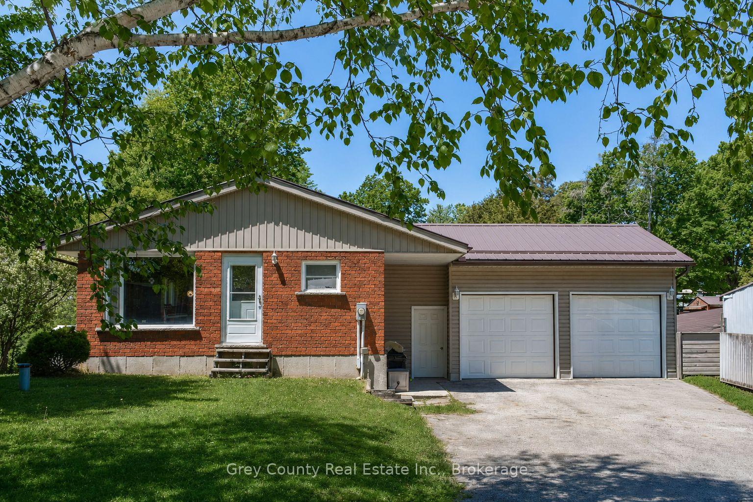 Photo of 580293 Sideroad 60 Side Road W