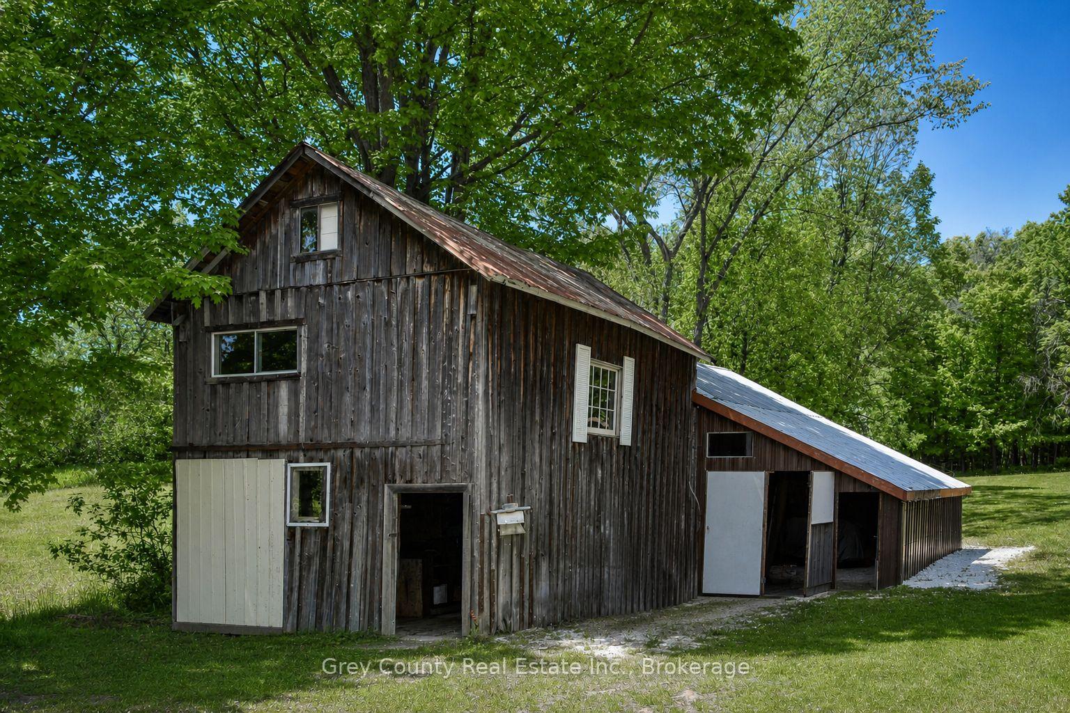 Photo 42 of 580293 Sideroad 60 Side Road W, Chatsworth — HOMEH