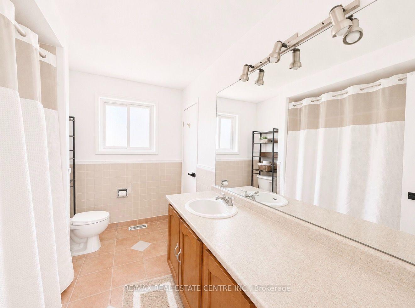 Photo 17 of 247 Eric Street, Clearview, Stayner — HOMEH