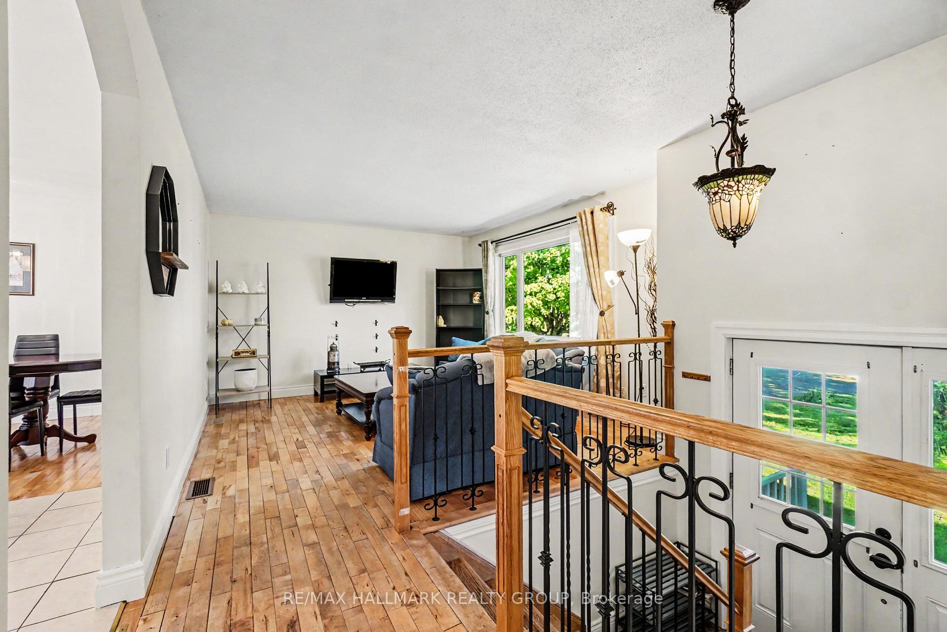 Photo 5 of 52 Castlebeau Street, Russell, Embrun — HOMEH