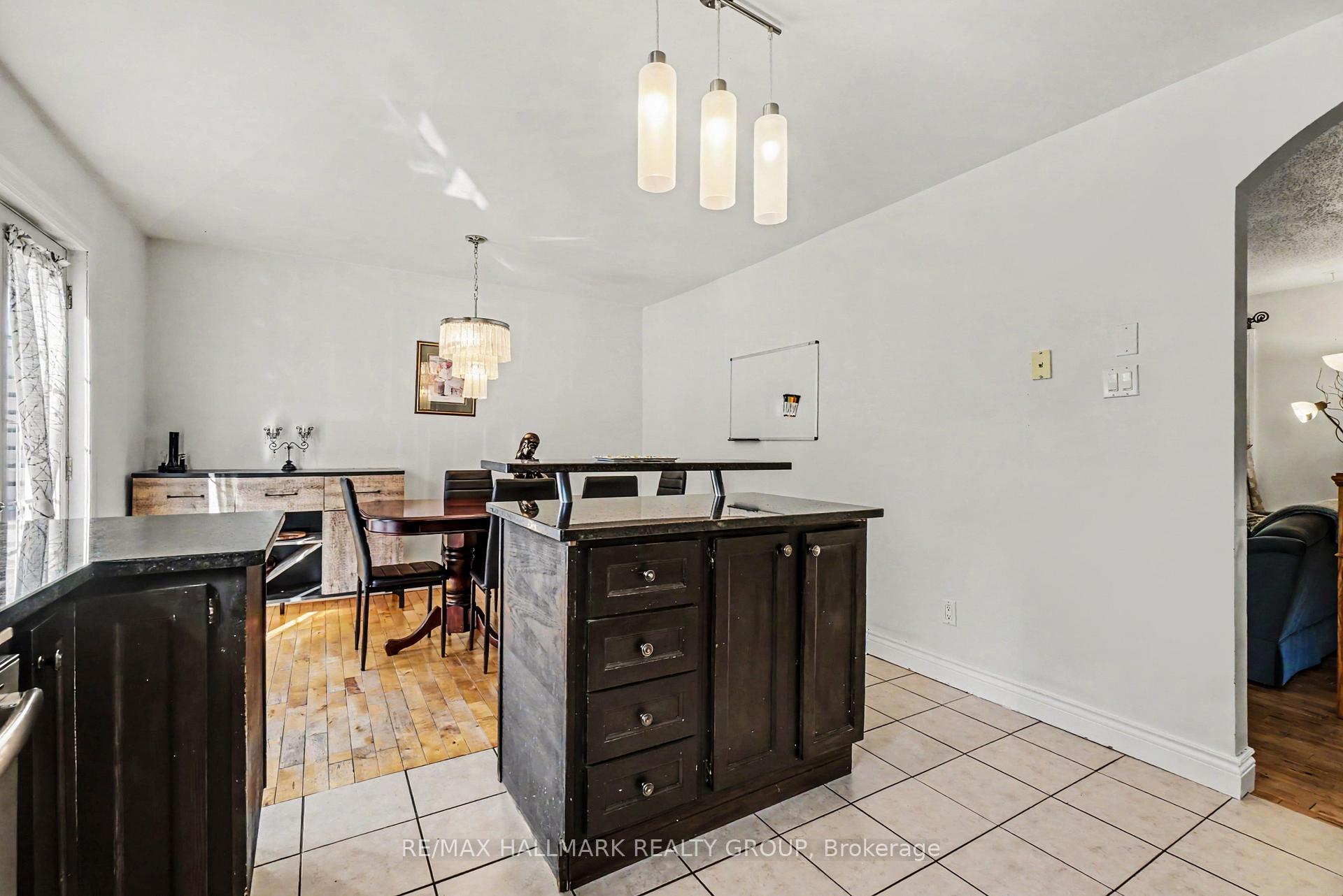 Photo 8 of 52 Castlebeau Street, Russell, Embrun — HOMEH