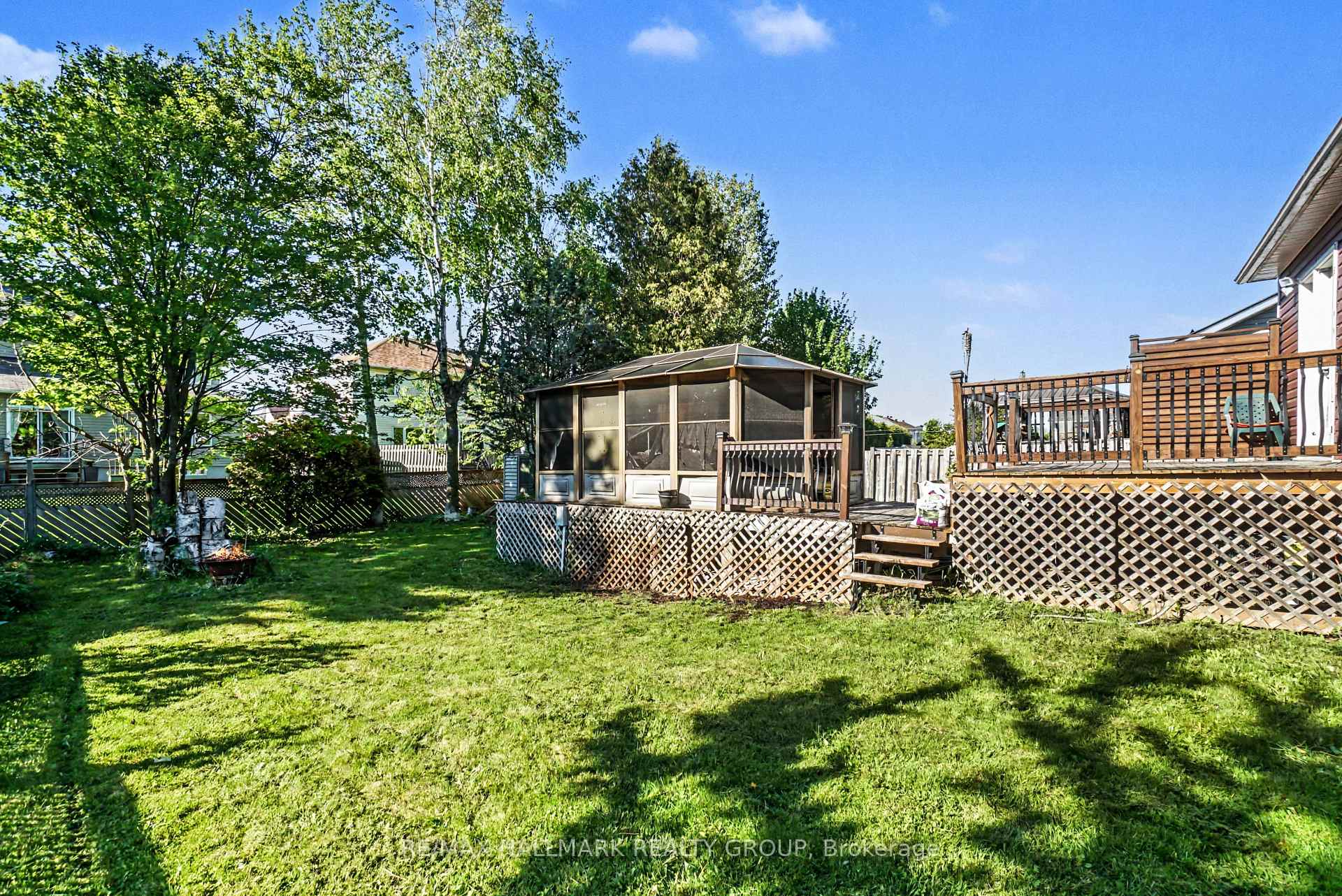Photo 25 of 52 Castlebeau Street, Russell, Embrun — HOMEH