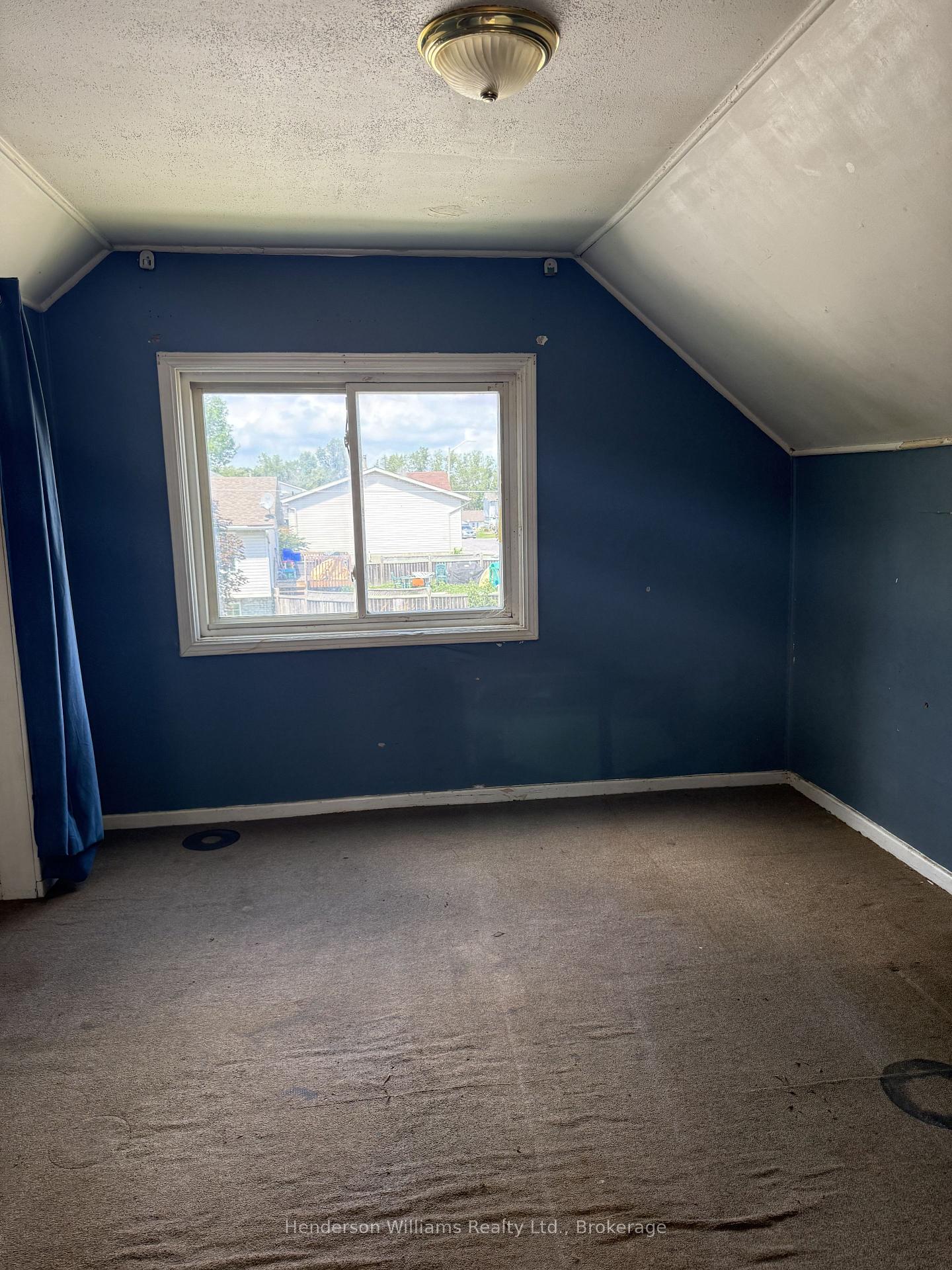 Photo 11 of 122 Golfdale Road, Belleville, Belleville Ward — HOMEH
