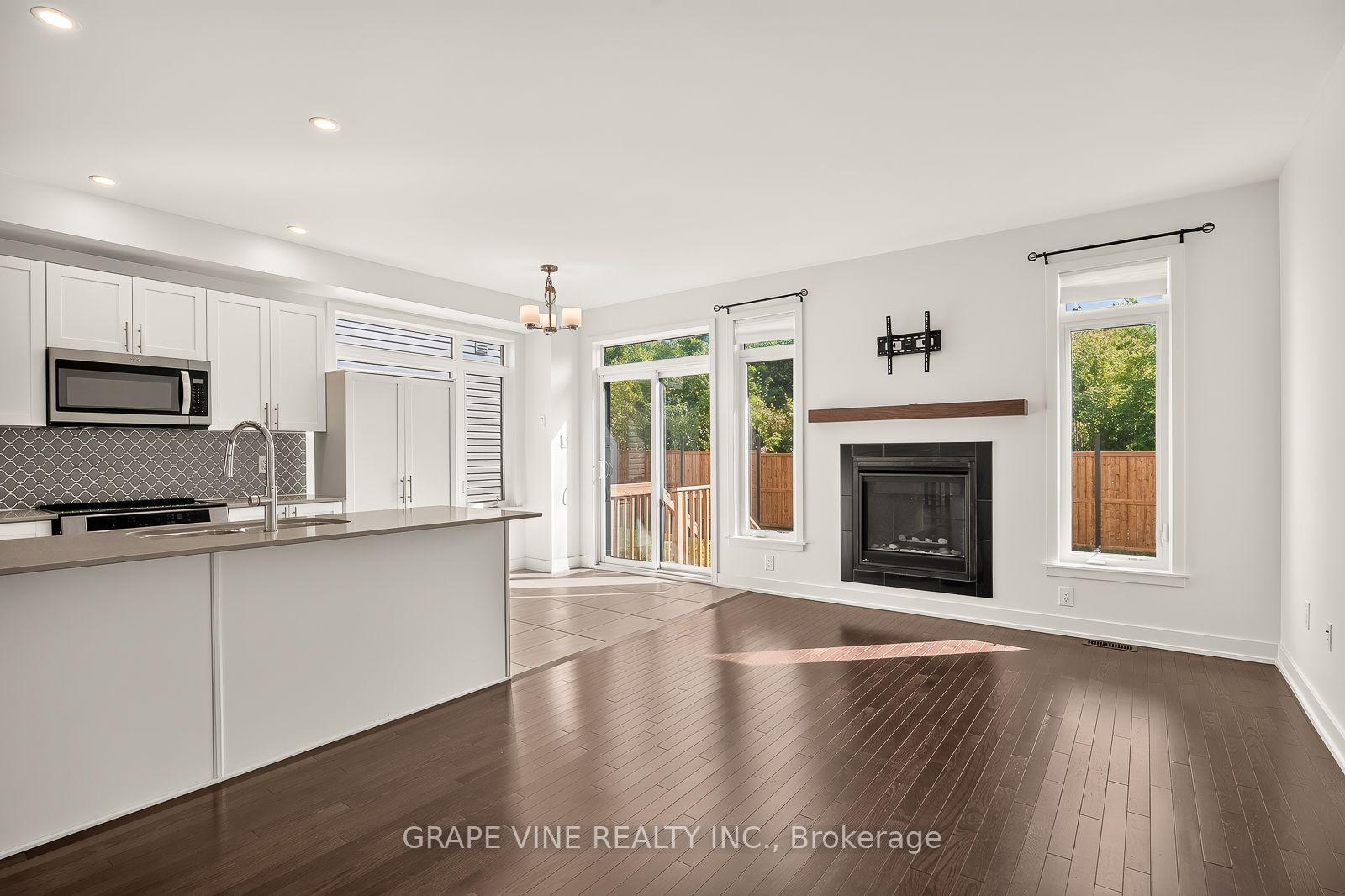 Photo 14 of 629 Knotridge Street, Ottawa, Mer Bleue/Bradley Estates/Anderson Park — HOMEH