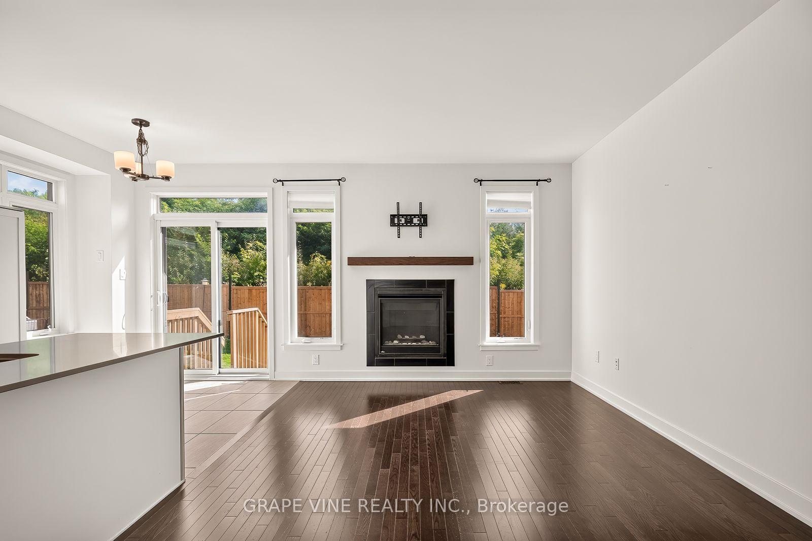 Photo 15 of 629 Knotridge Street, Ottawa, Mer Bleue/Bradley Estates/Anderson Park — HOMEH