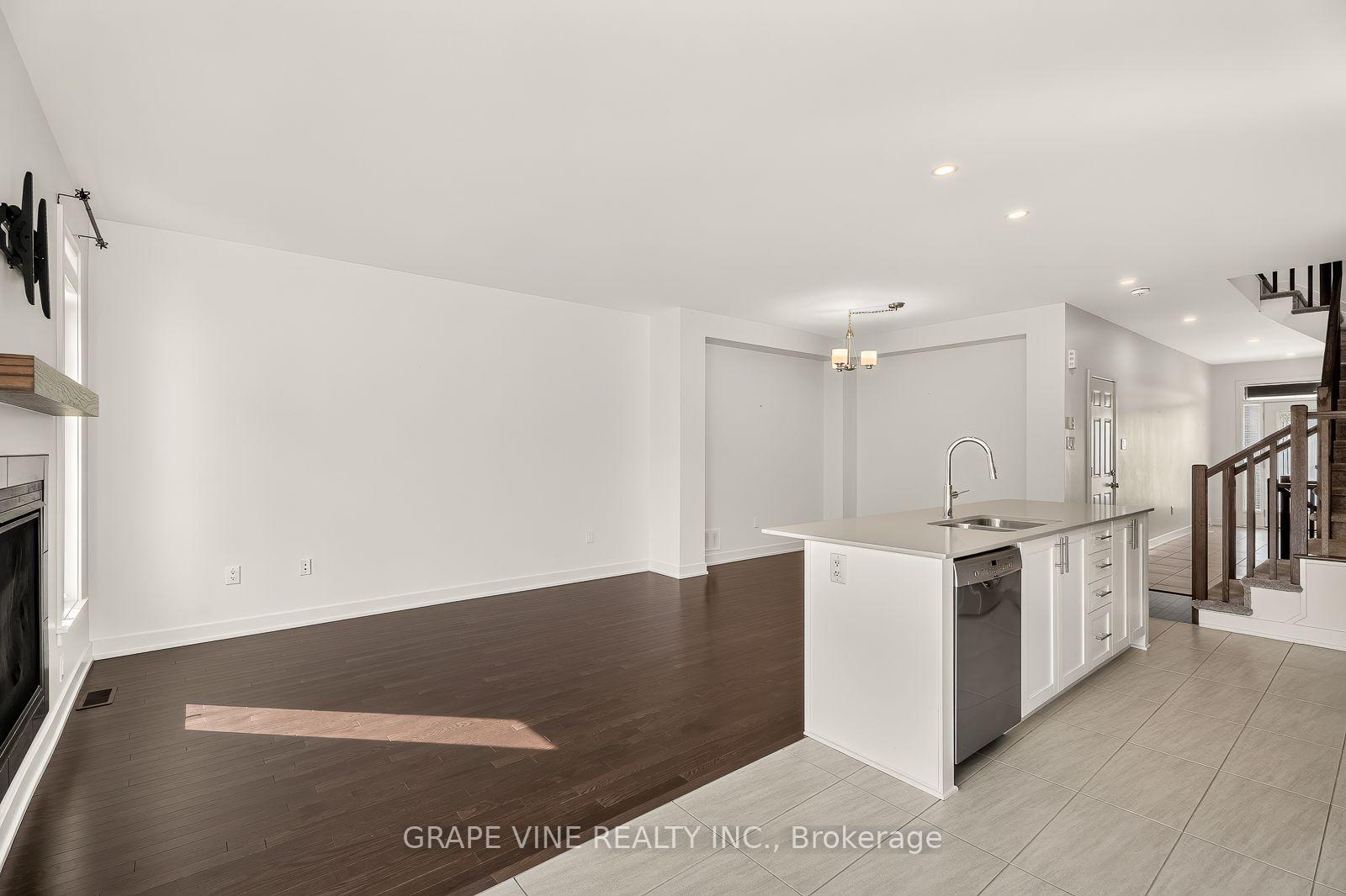 Photo 17 of 629 Knotridge Street, Ottawa, Mer Bleue/Bradley Estates/Anderson Park — HOMEH