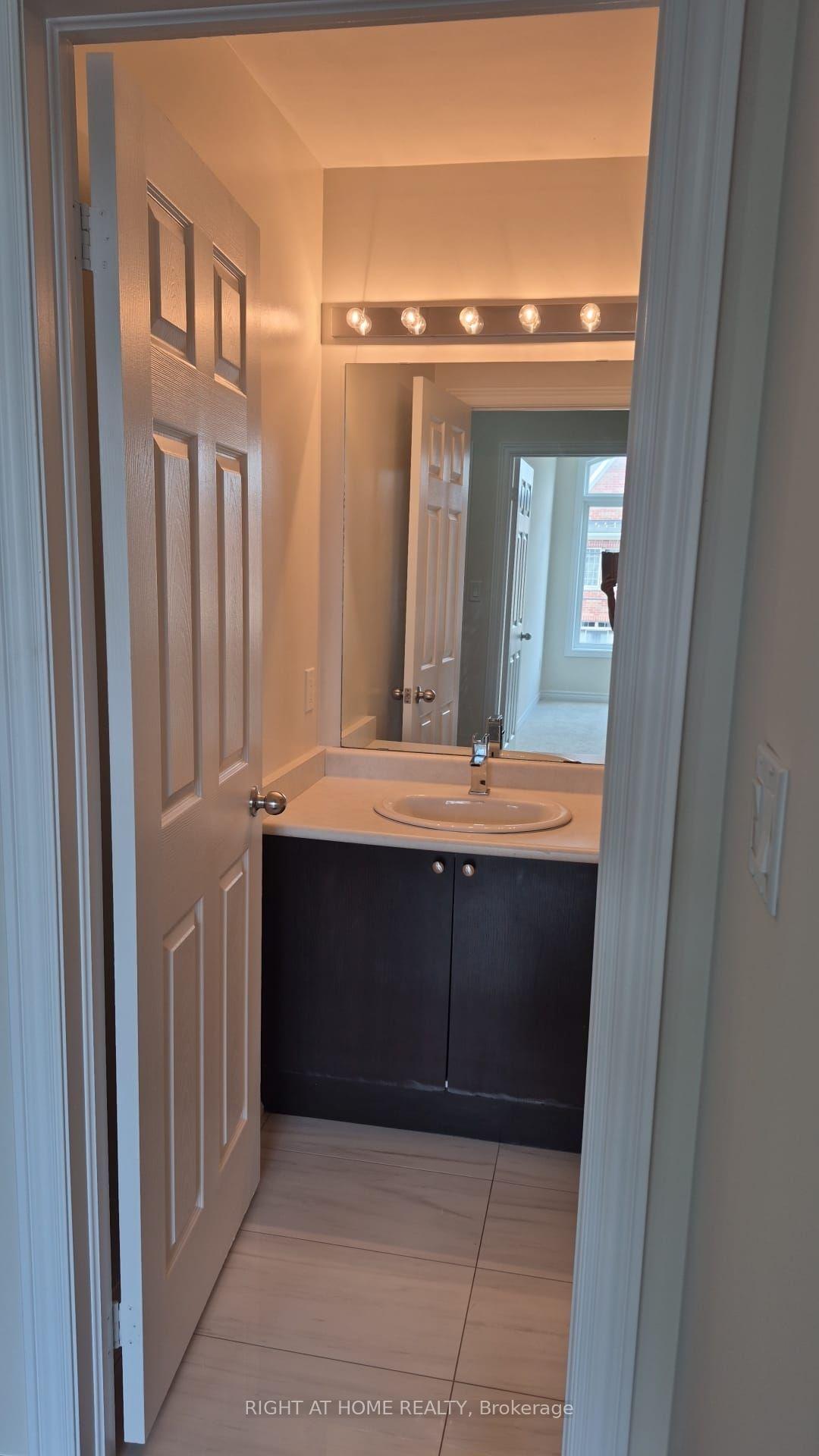 Photo 15 of 133 Allegranza Avenue, Vaughan, Vellore Village — HOMEH