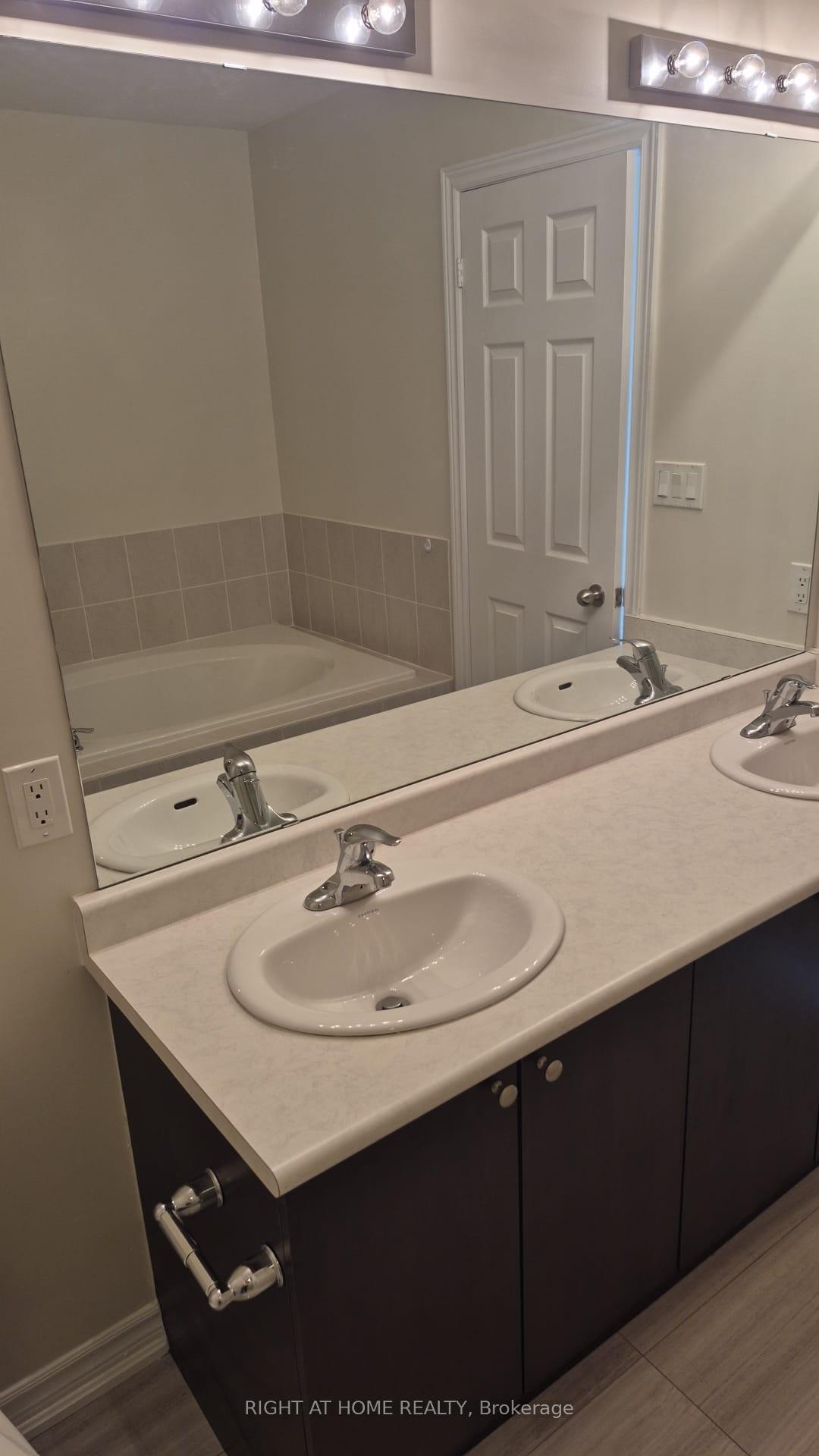 Photo 19 of 133 Allegranza Avenue, Vaughan, Vellore Village — HOMEH