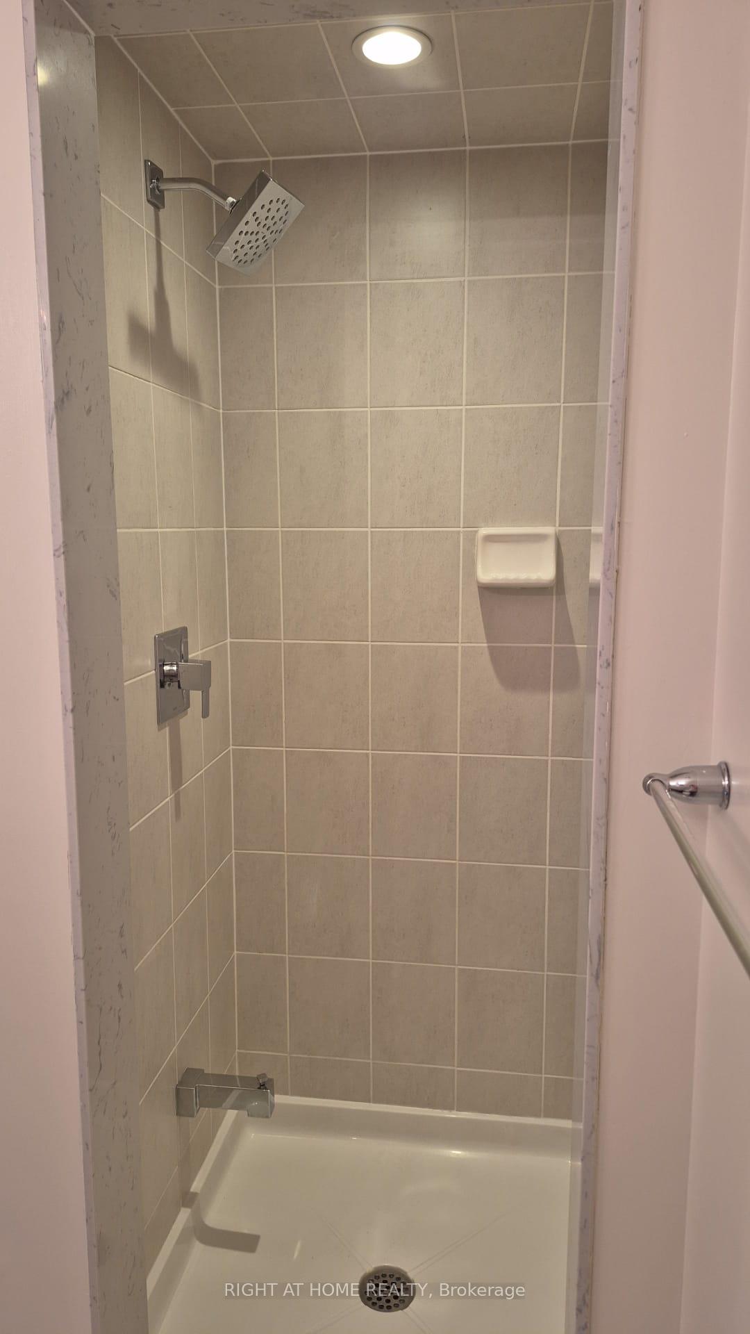 Photo 20 of 133 Allegranza Avenue, Vaughan, Vellore Village — HOMEH