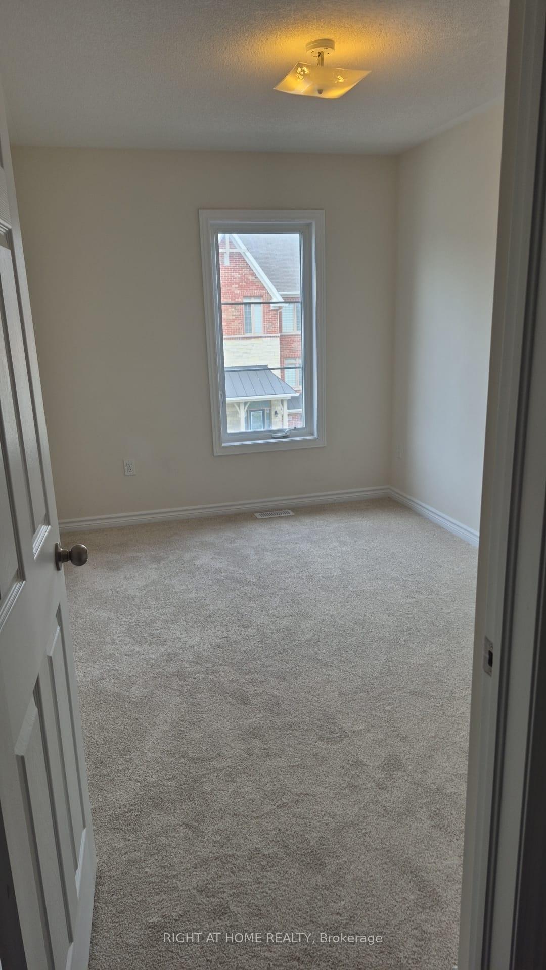 Photo 26 of 133 Allegranza Avenue, Vaughan, Vellore Village — HOMEH