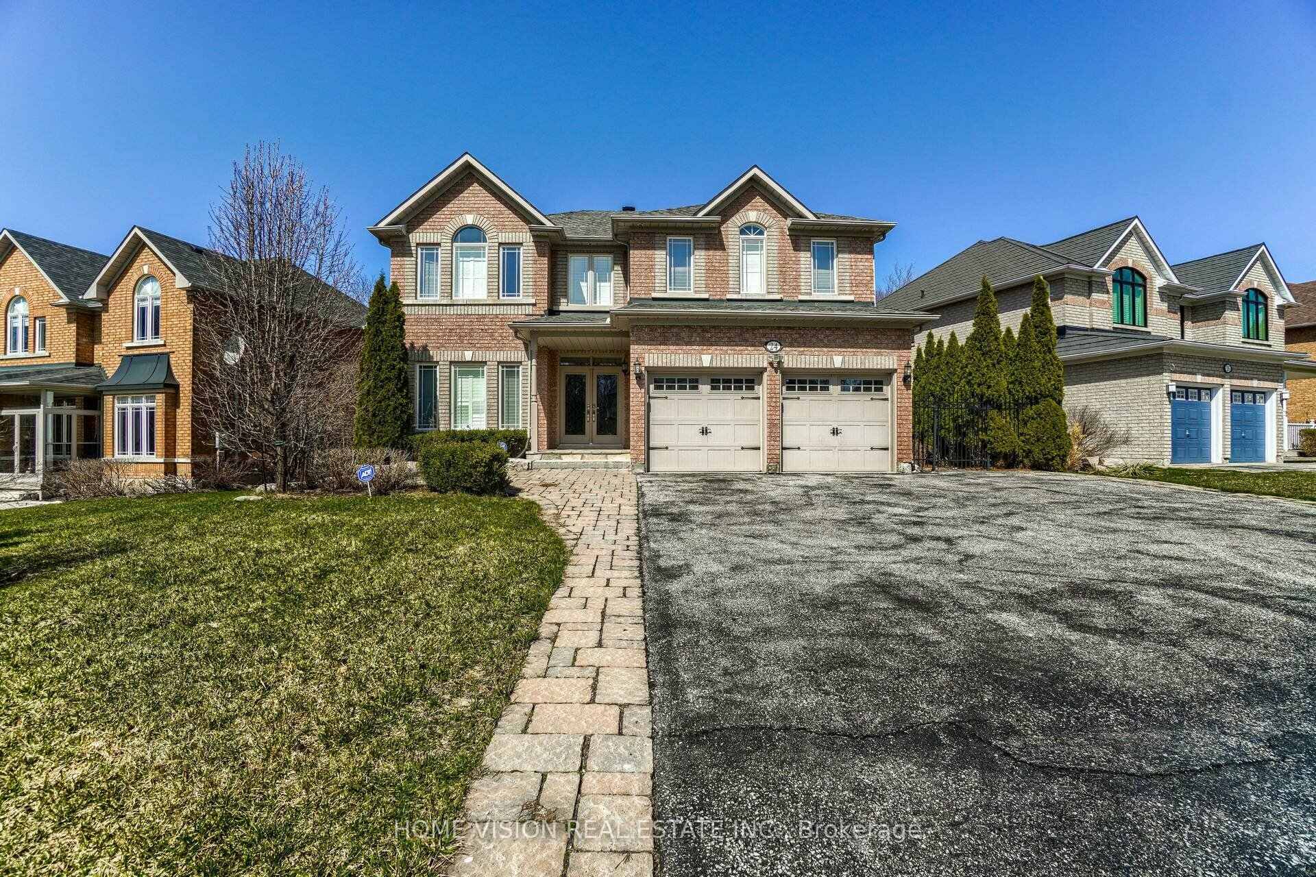 Photo 2 of Unit BSMT, 24 Sandbanks Drive E, Richmond Hill, Oak Ridges Lake Wilcox — HOMEH