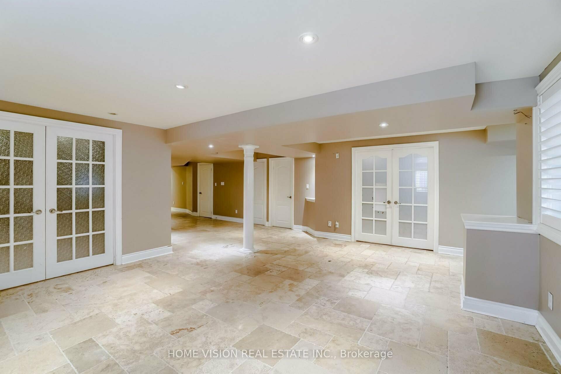 Photo 10 of Unit BSMT, 24 Sandbanks Drive E, Richmond Hill, Oak Ridges Lake Wilcox — HOMEH