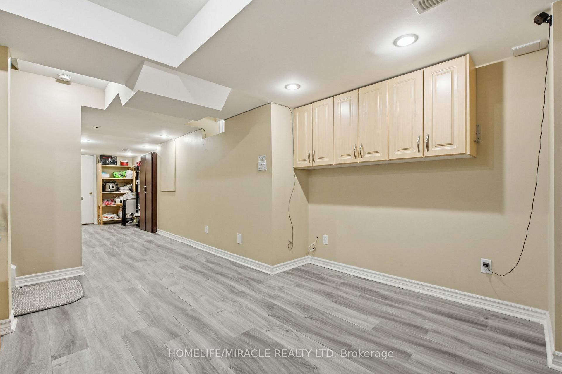 Photo 42 of 243 Venice Gate Drive, Vaughan, Vellore Village — HOMEH