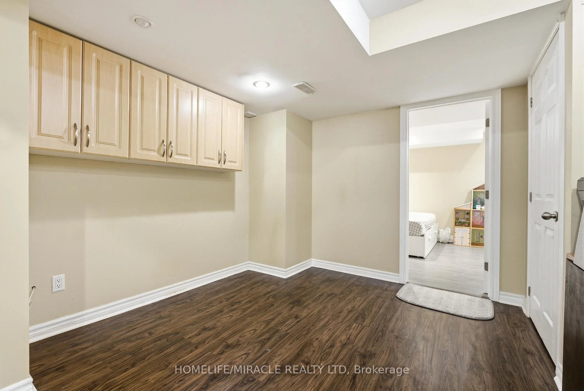 Photo 43 of 243 Venice Gate Drive, Vaughan, Vellore Village — HOMEH