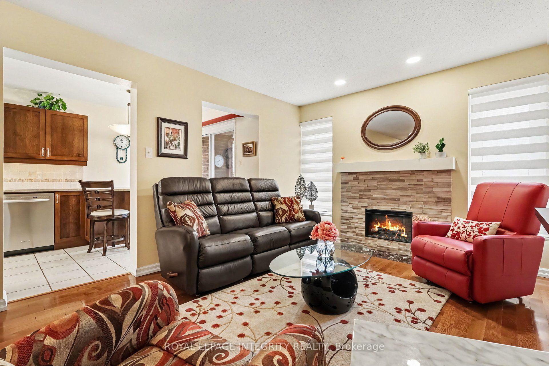Photo 6 of 16 Streamwood Lane, Ottawa, Hunt Club Park/Greenboro — HOMEH