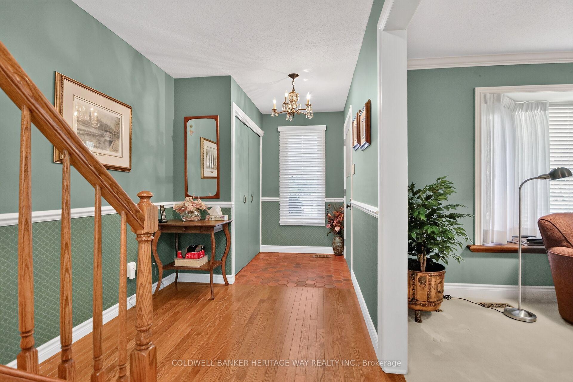 Photo 3 of 14 Butterfield Road, Ottawa, Munster — HOMEH