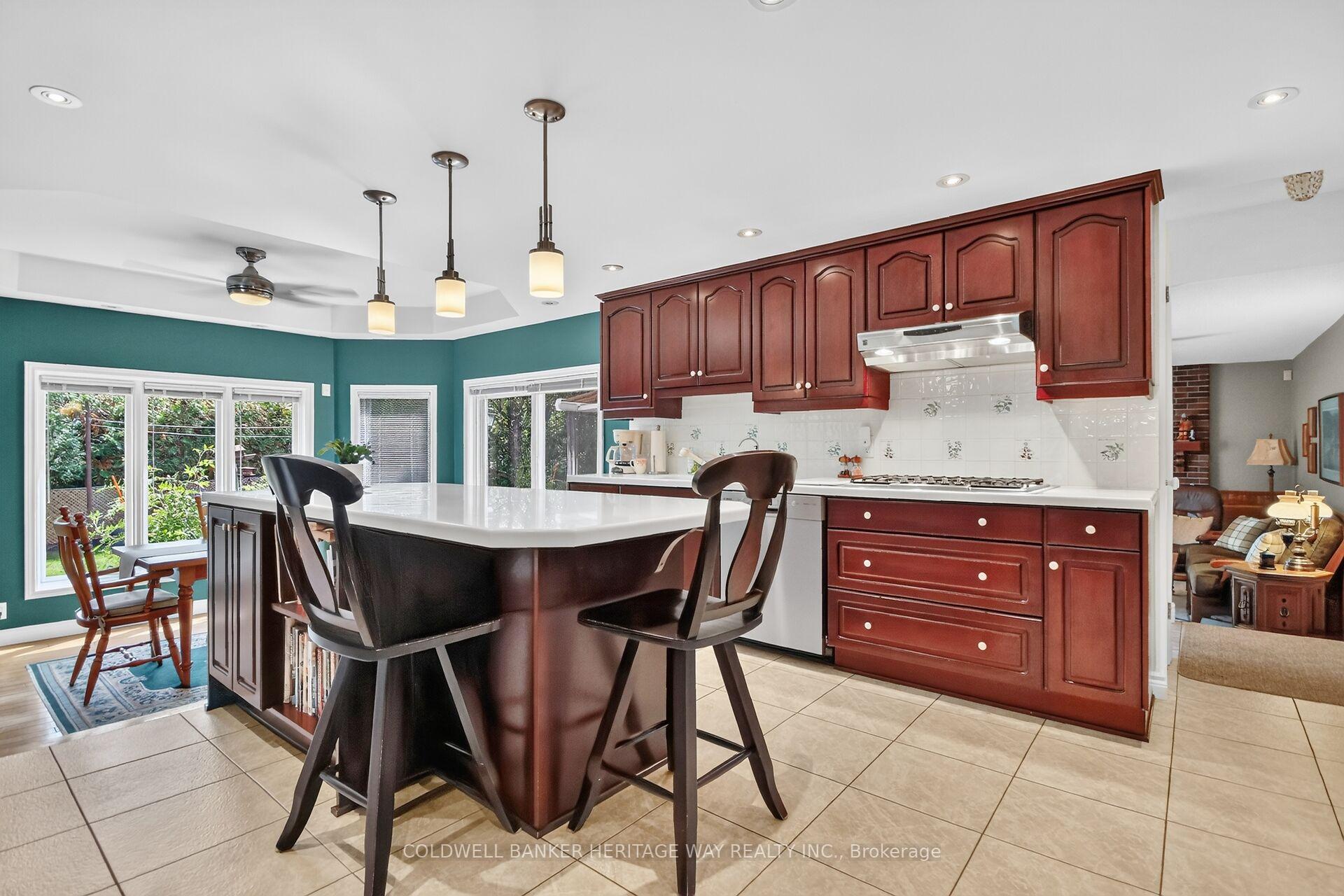 Photo 7 of 14 Butterfield Road, Ottawa, Munster — HOMEH