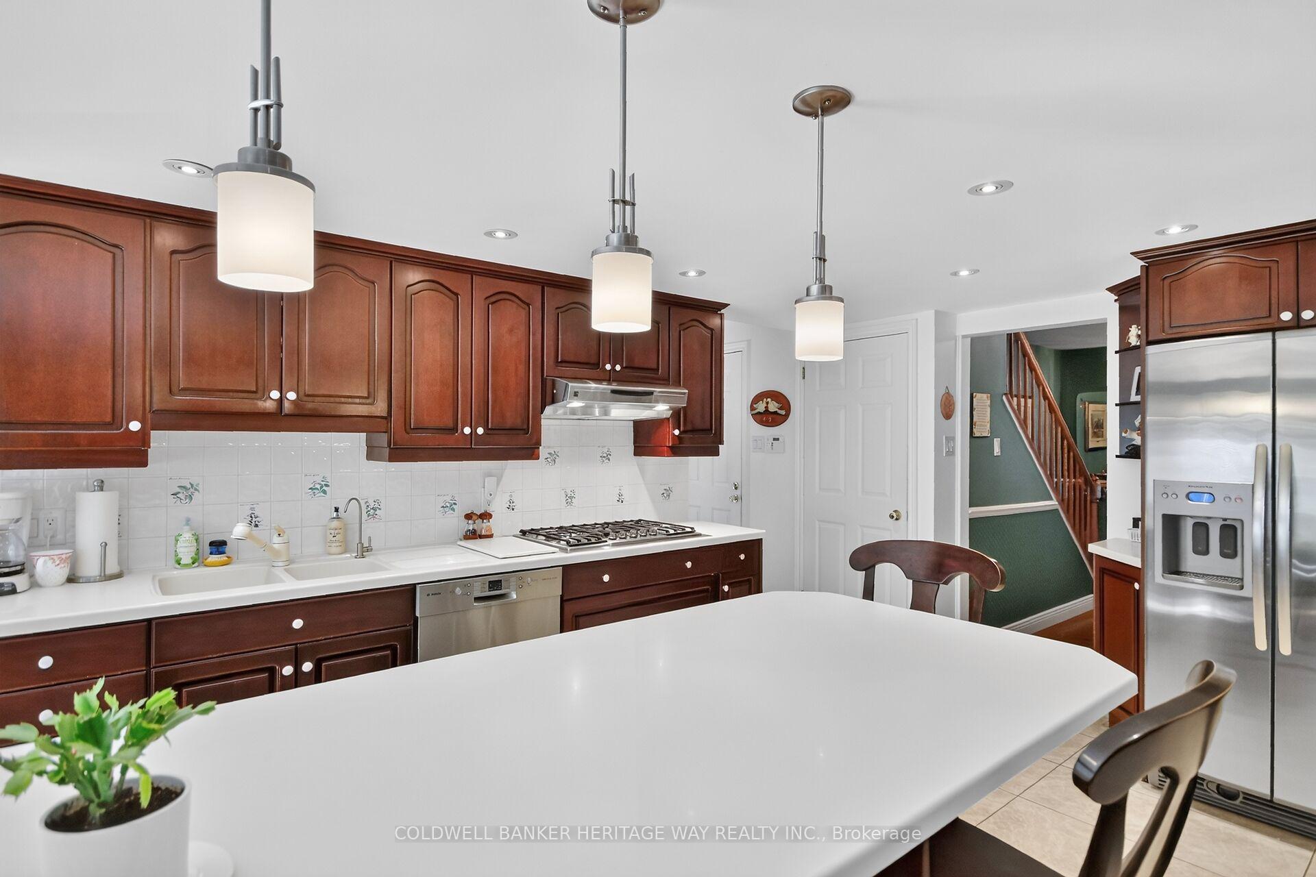 Photo 10 of 14 Butterfield Road, Ottawa, Munster — HOMEH