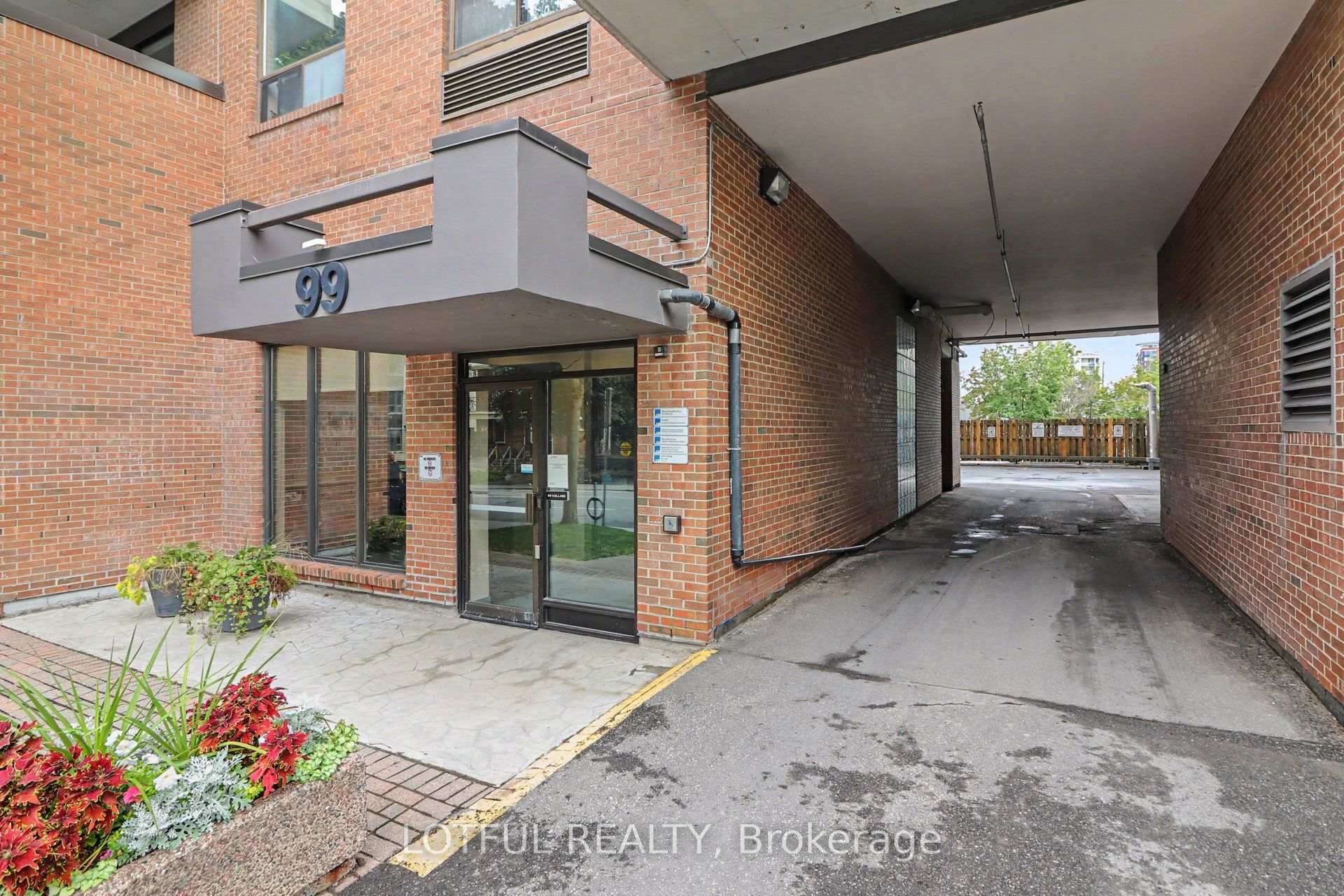 Photo 3 of Unit 605, 99 Holland Avenue, Ottawa, Ottawa West — HOMEH