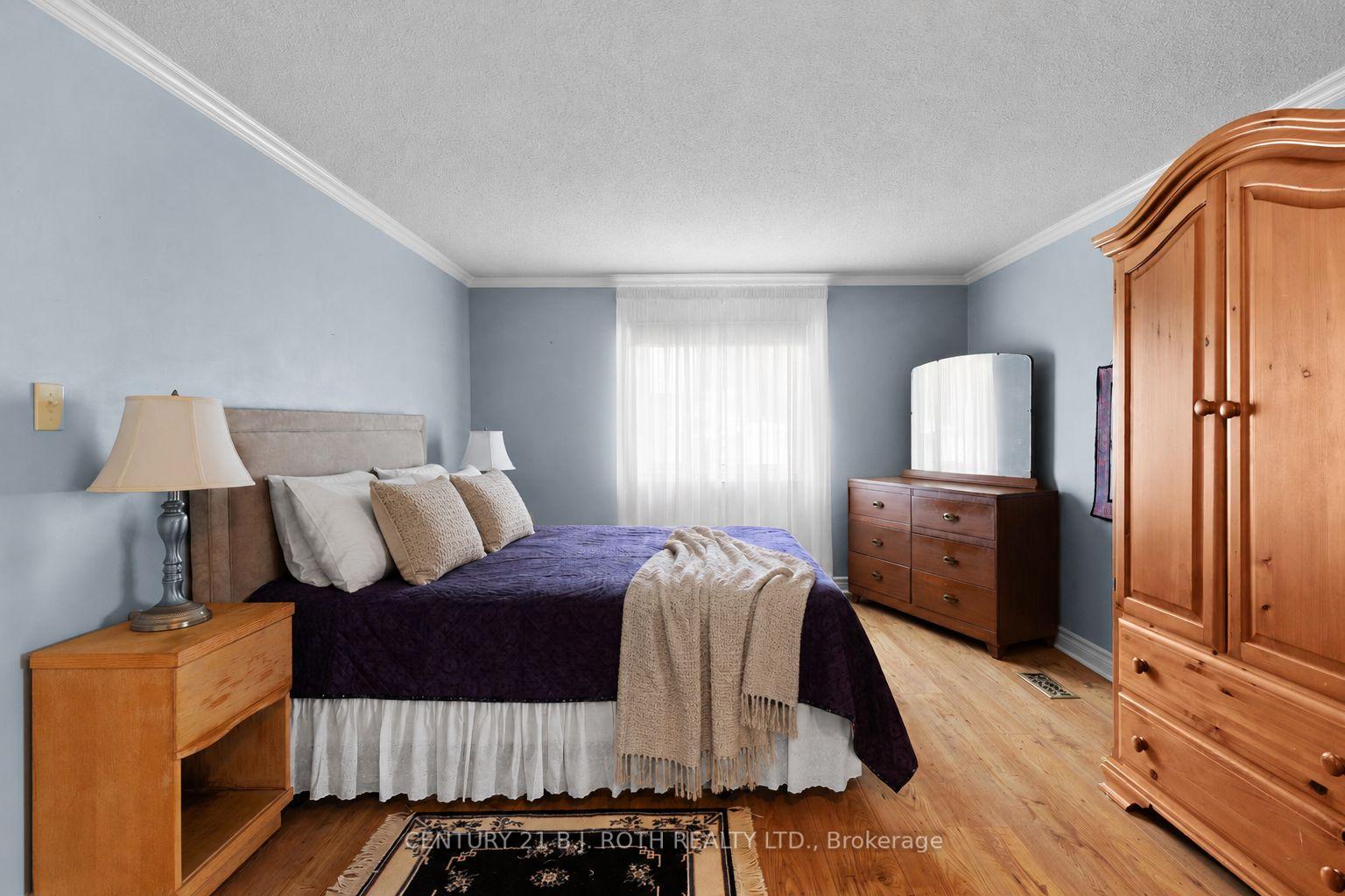Photo 8 of 19 Maple Crescent, Oro-Medonte, Rural Oro-Medonte — HOMEH