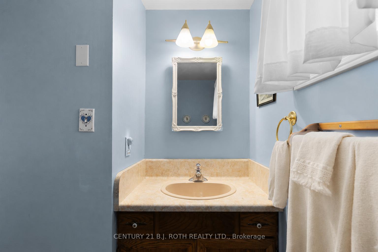 Photo 11 of 19 Maple Crescent, Oro-Medonte, Rural Oro-Medonte — HOMEH