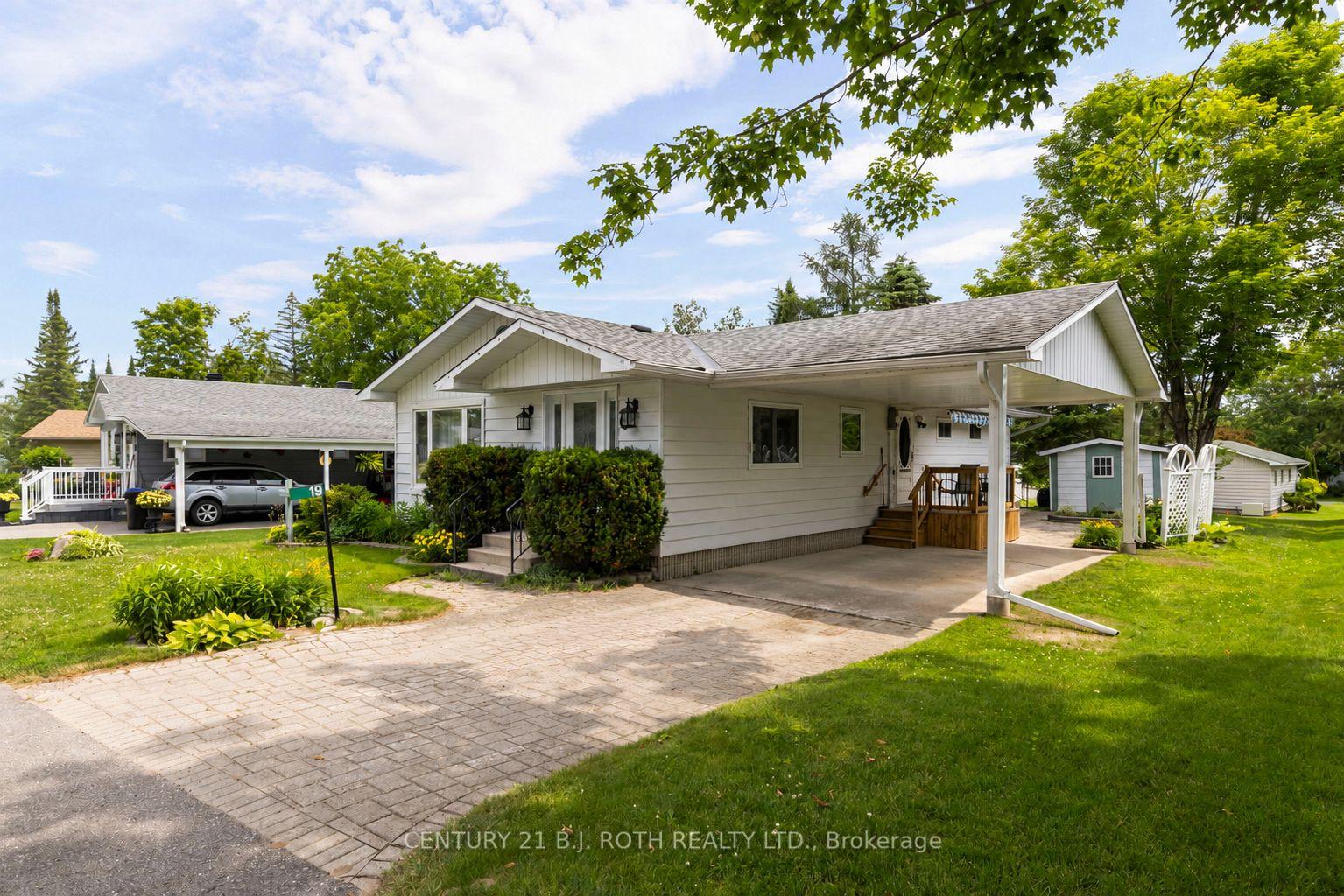 Photo 12 of 19 Maple Crescent, Oro-Medonte, Rural Oro-Medonte — HOMEH