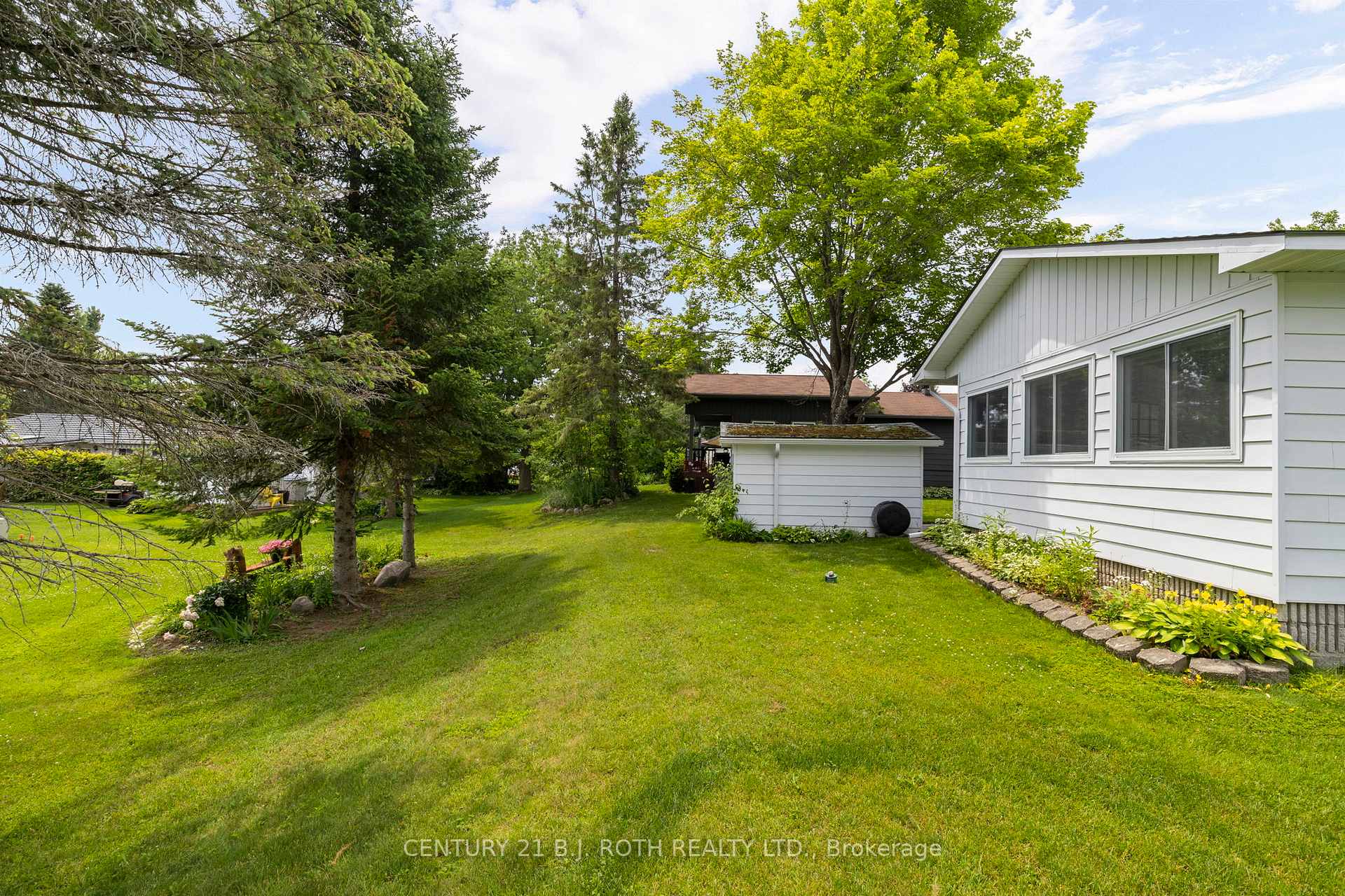 Photo 13 of 19 Maple Crescent, Oro-Medonte, Rural Oro-Medonte — HOMEH