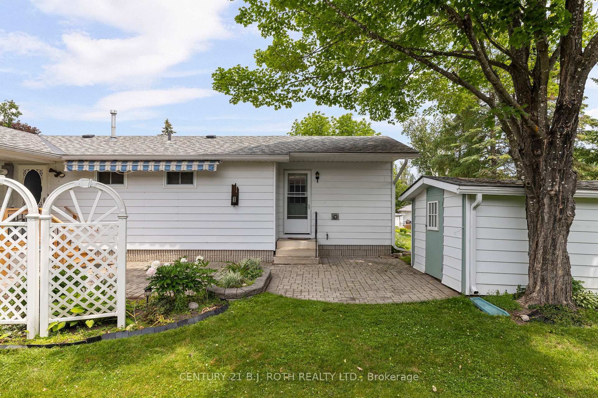 Photo 16 of 19 Maple Crescent, Oro-Medonte, Rural Oro-Medonte — HOMEH