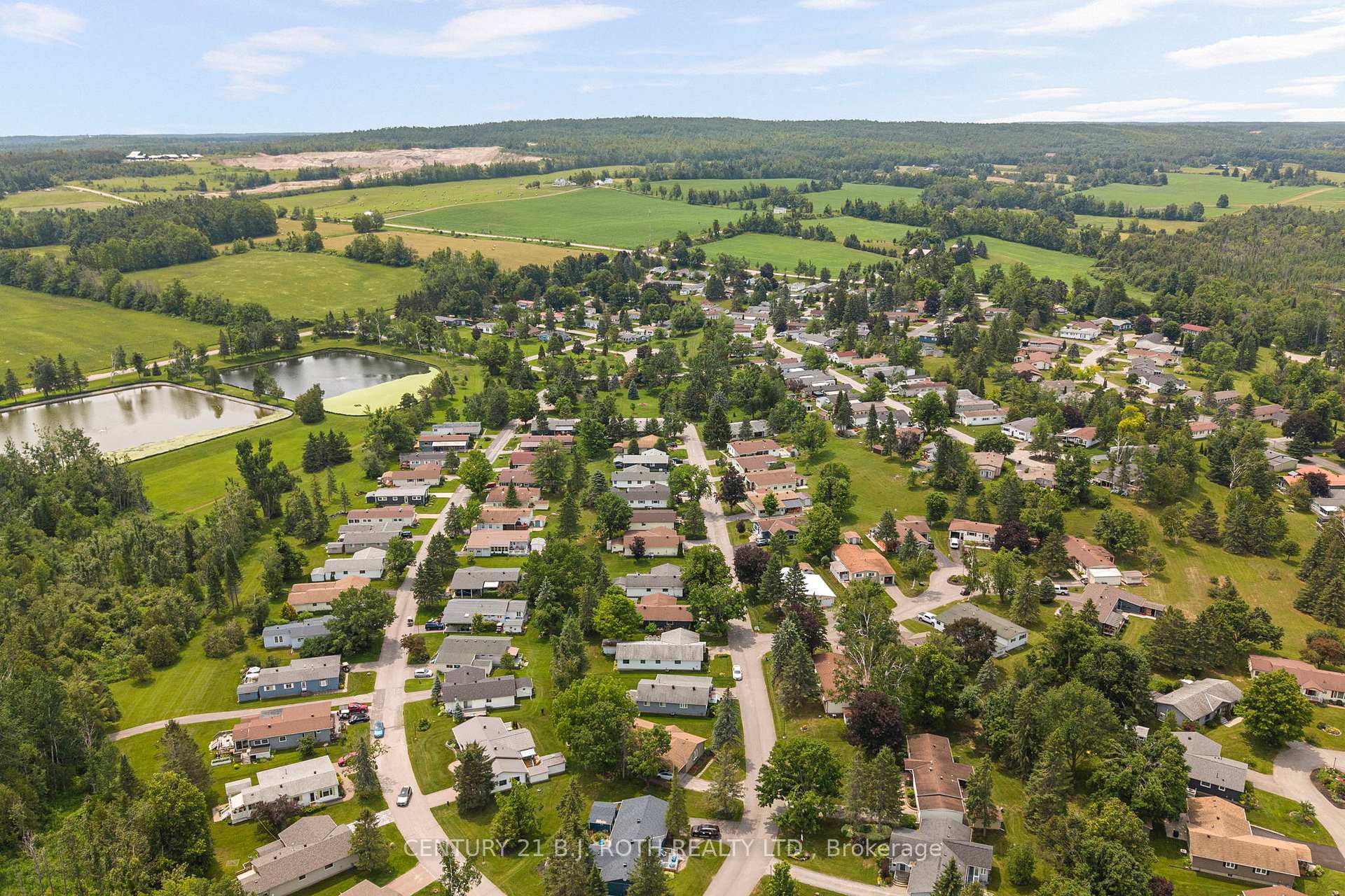 Photo 19 of 19 Maple Crescent, Oro-Medonte, Rural Oro-Medonte — HOMEH