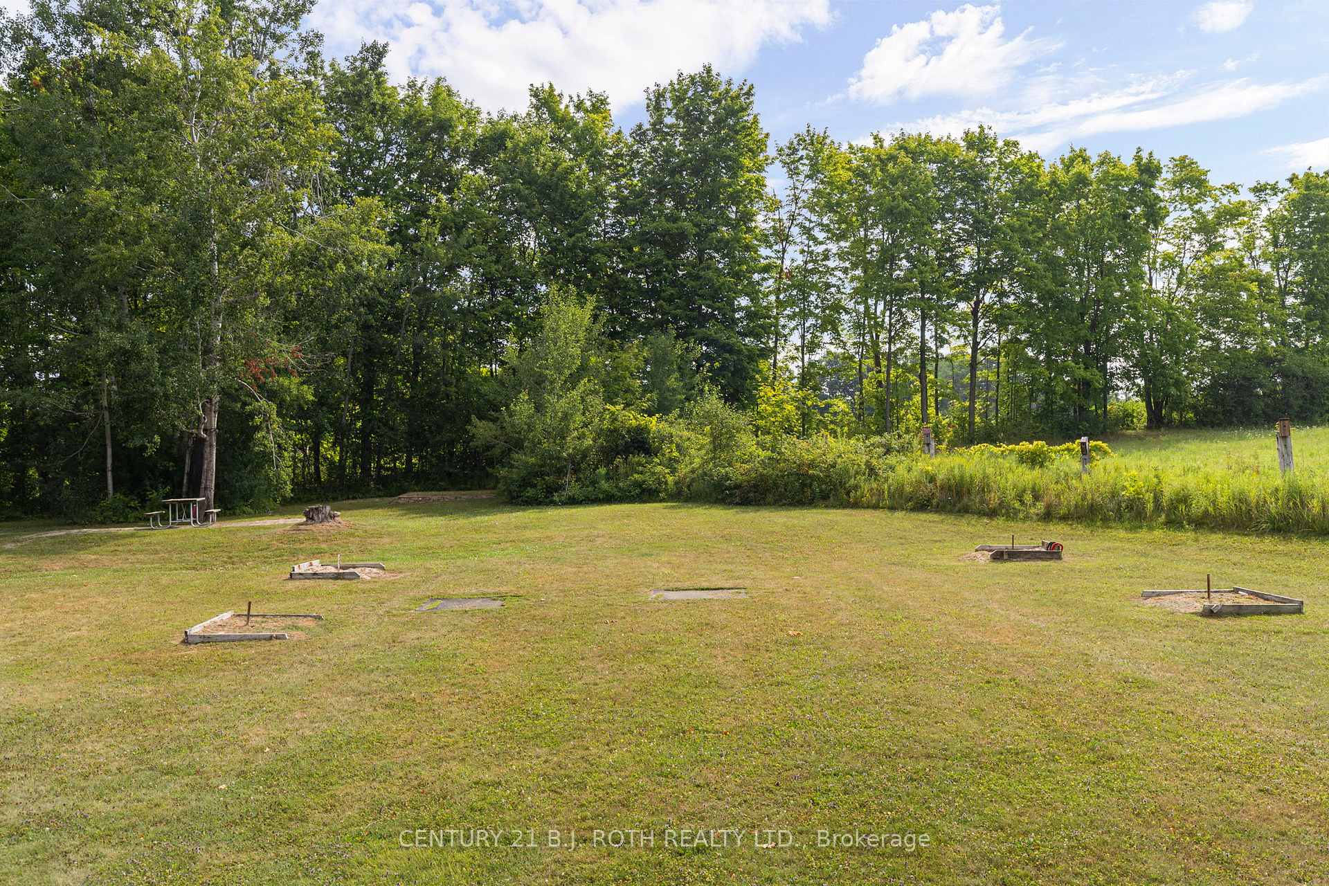 Photo 24 of 19 Maple Crescent, Oro-Medonte, Rural Oro-Medonte — HOMEH