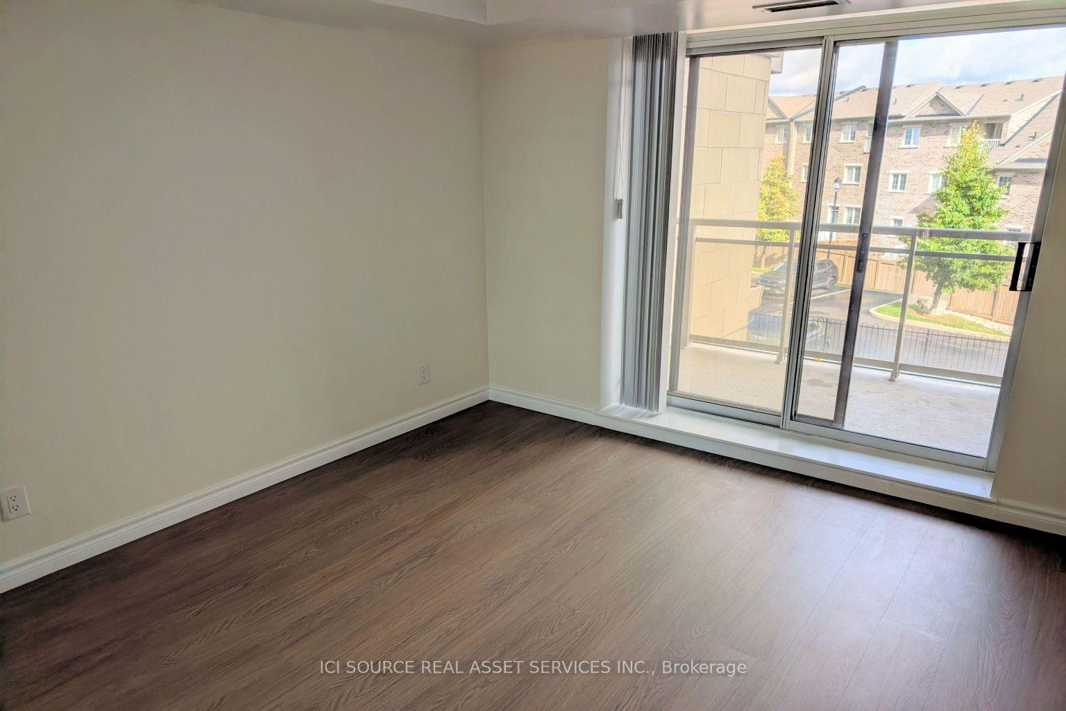 Photo 7 of Unit 202, 73 King William Crescent, Richmond Hill, Langstaff — HOMEH