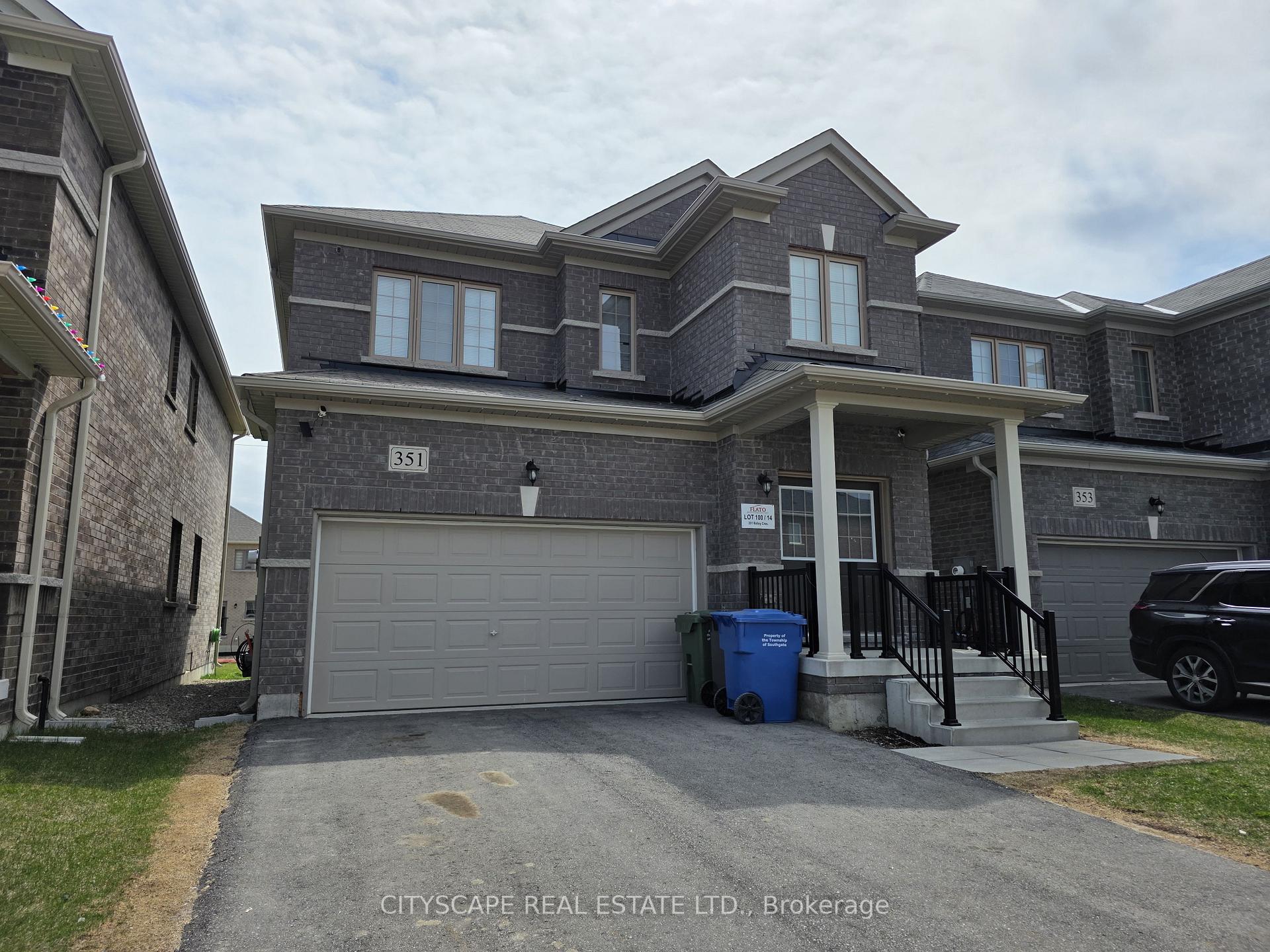 Photo 3 of 351 Ridley Crescent, Southgate — HOMEH