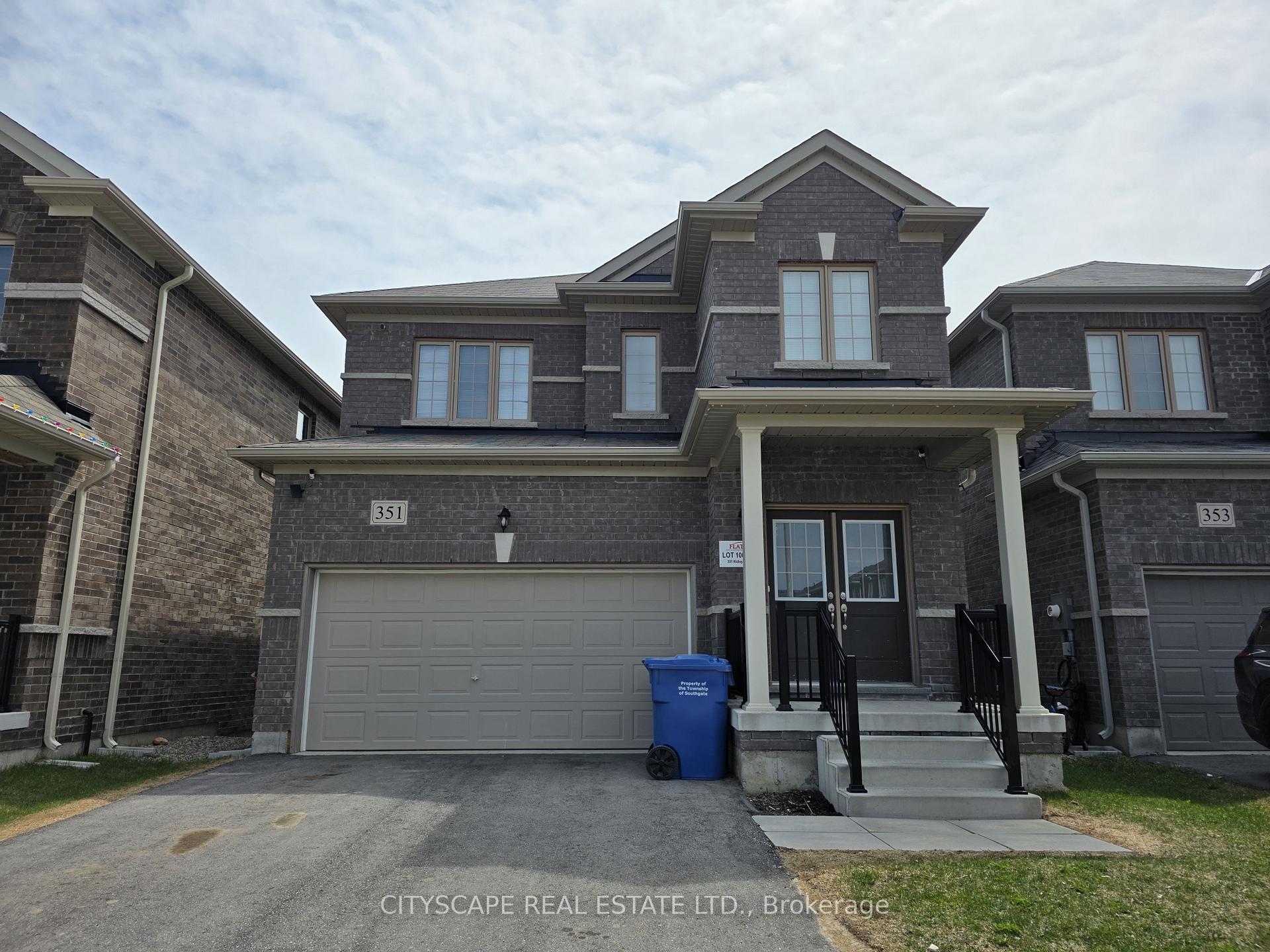 Photo 4 of 351 Ridley Crescent, Southgate — HOMEH
