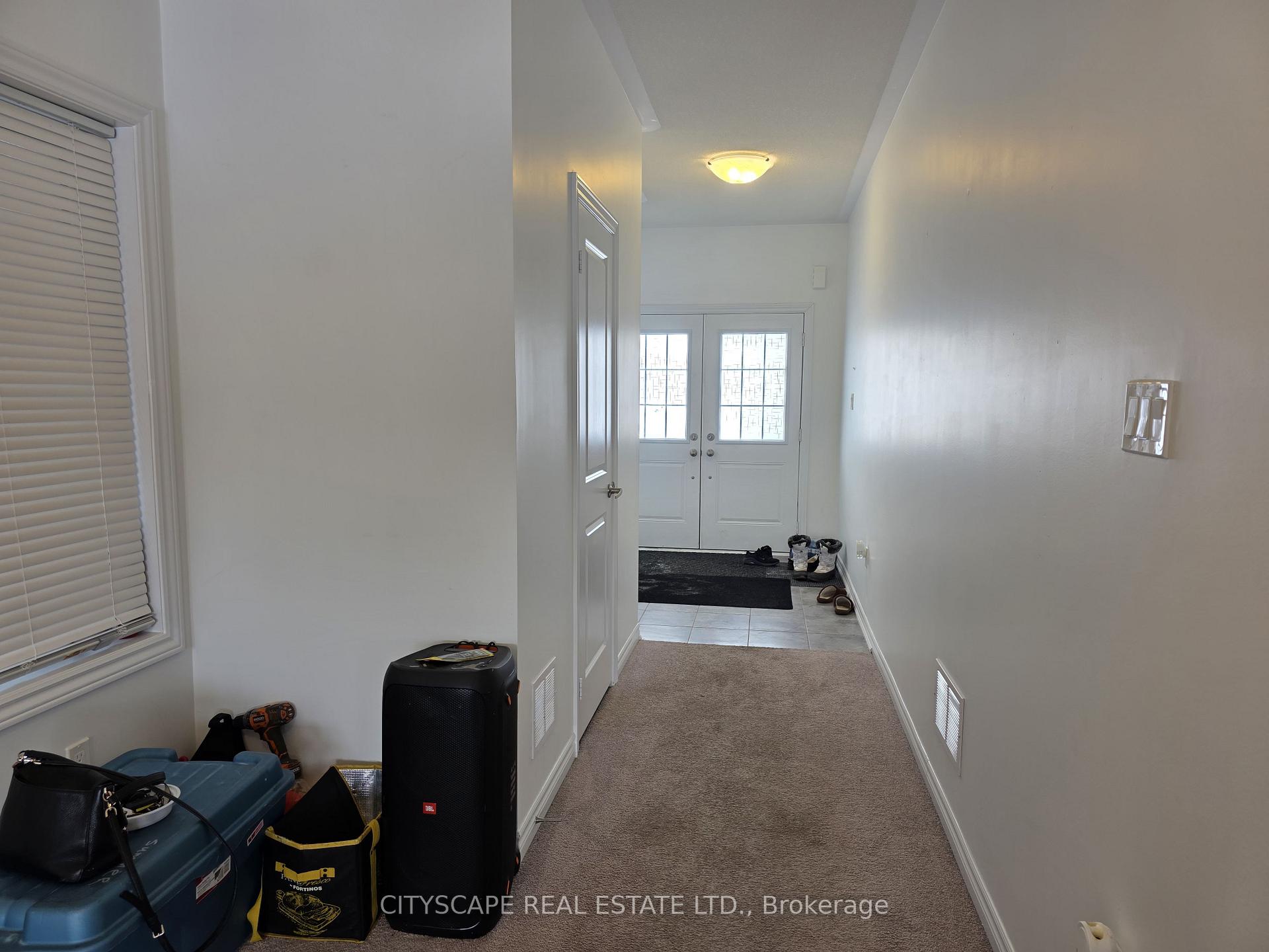 Photo 7 of 351 Ridley Crescent, Southgate — HOMEH