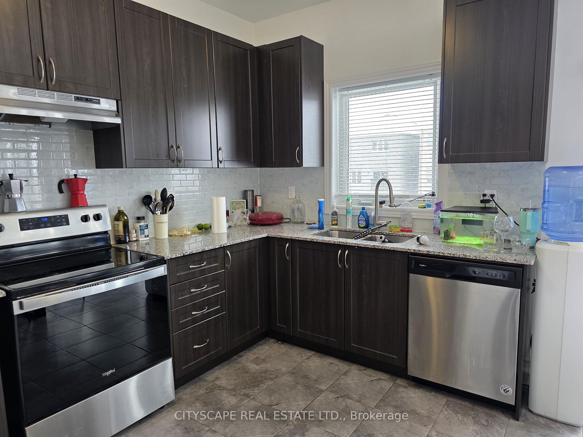 Photo 11 of 351 Ridley Crescent, Southgate — HOMEH