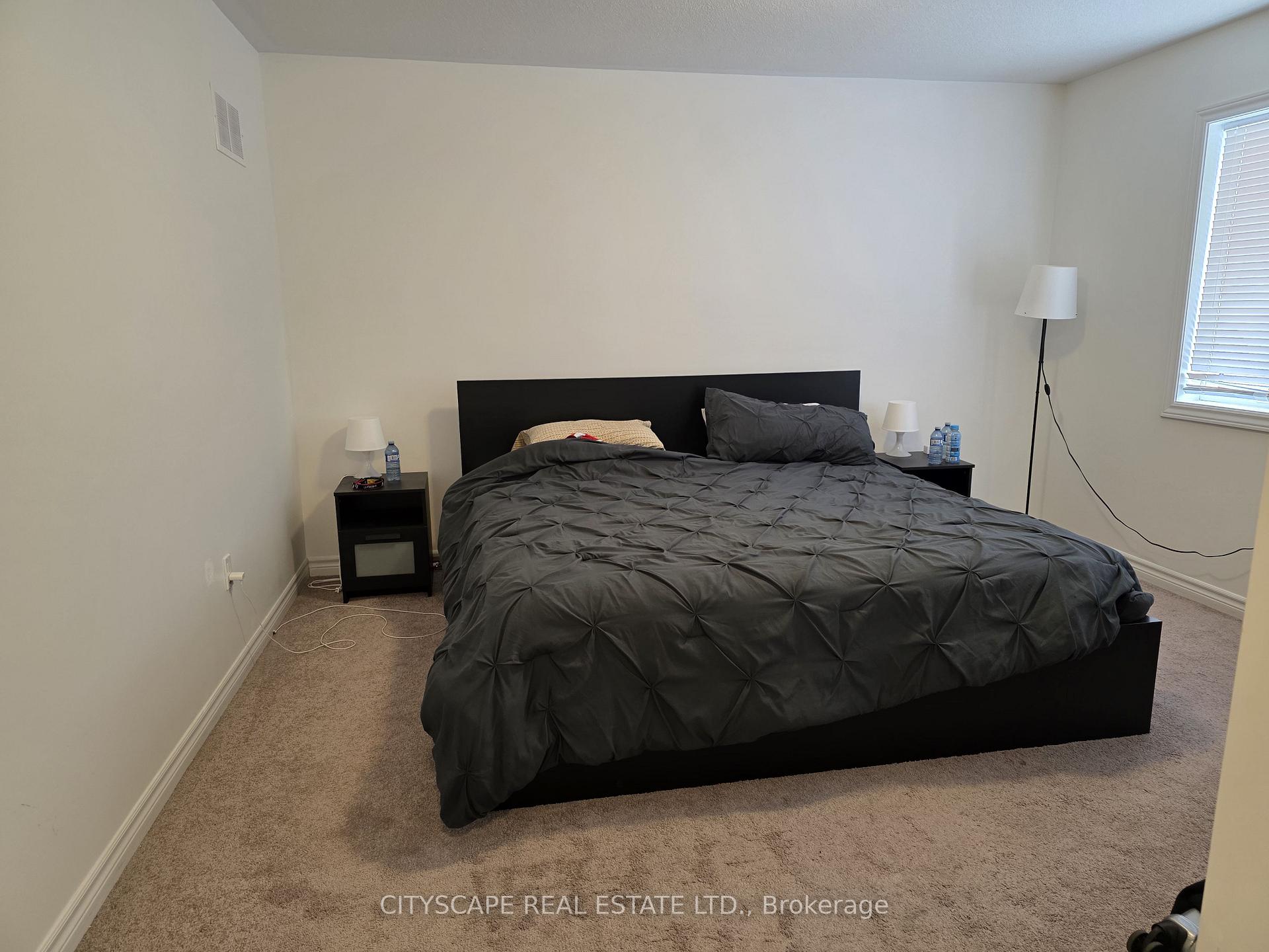 Photo 20 of 351 Ridley Crescent, Southgate — HOMEH