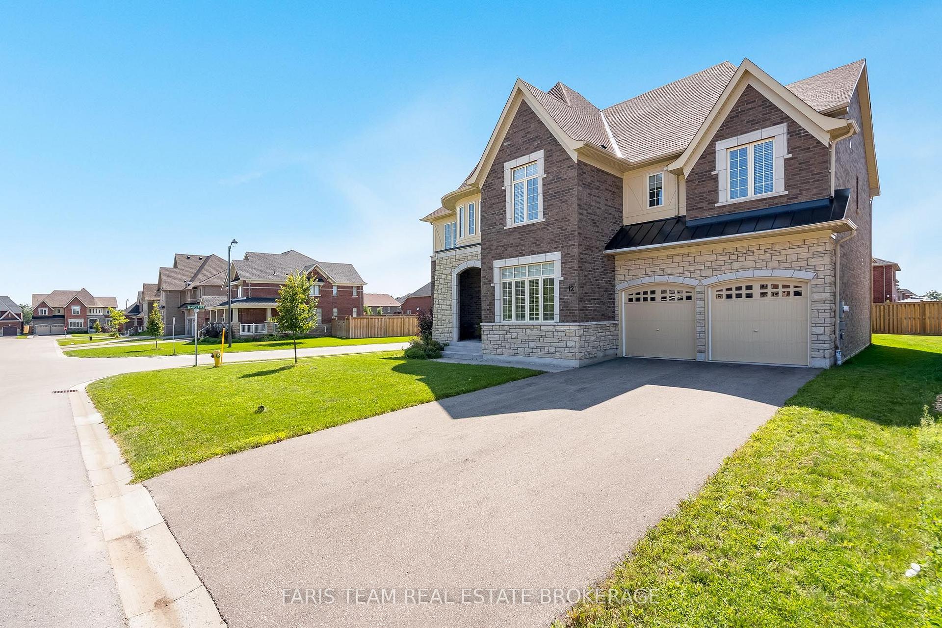 Photo 3 of 12 Thompson Way, Springwater, Centre Vespra — HOMEH