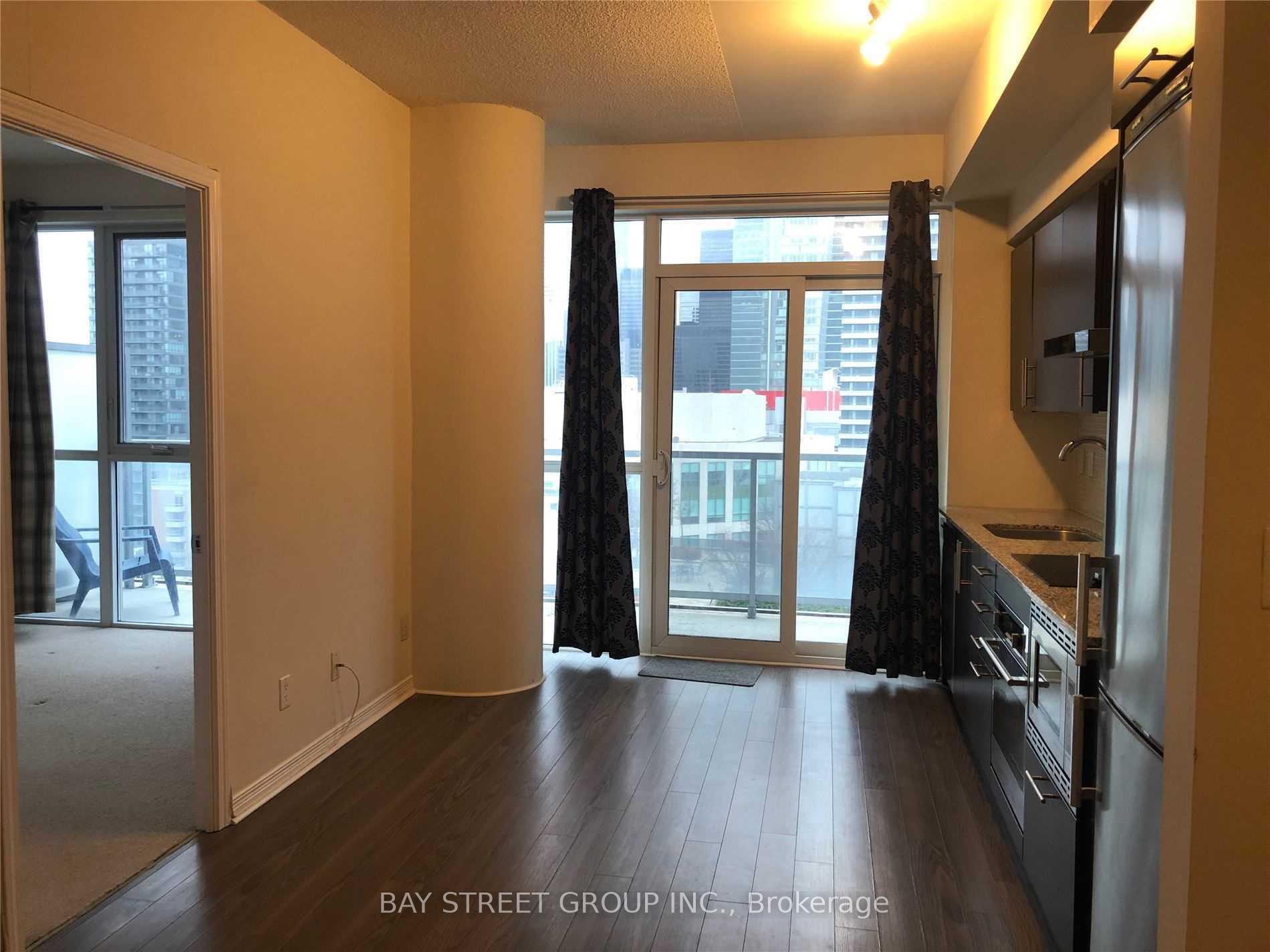 Photo 8 of Unit 2217, 352 Front Street W, Toronto, Waterfront Communities — HOMEH