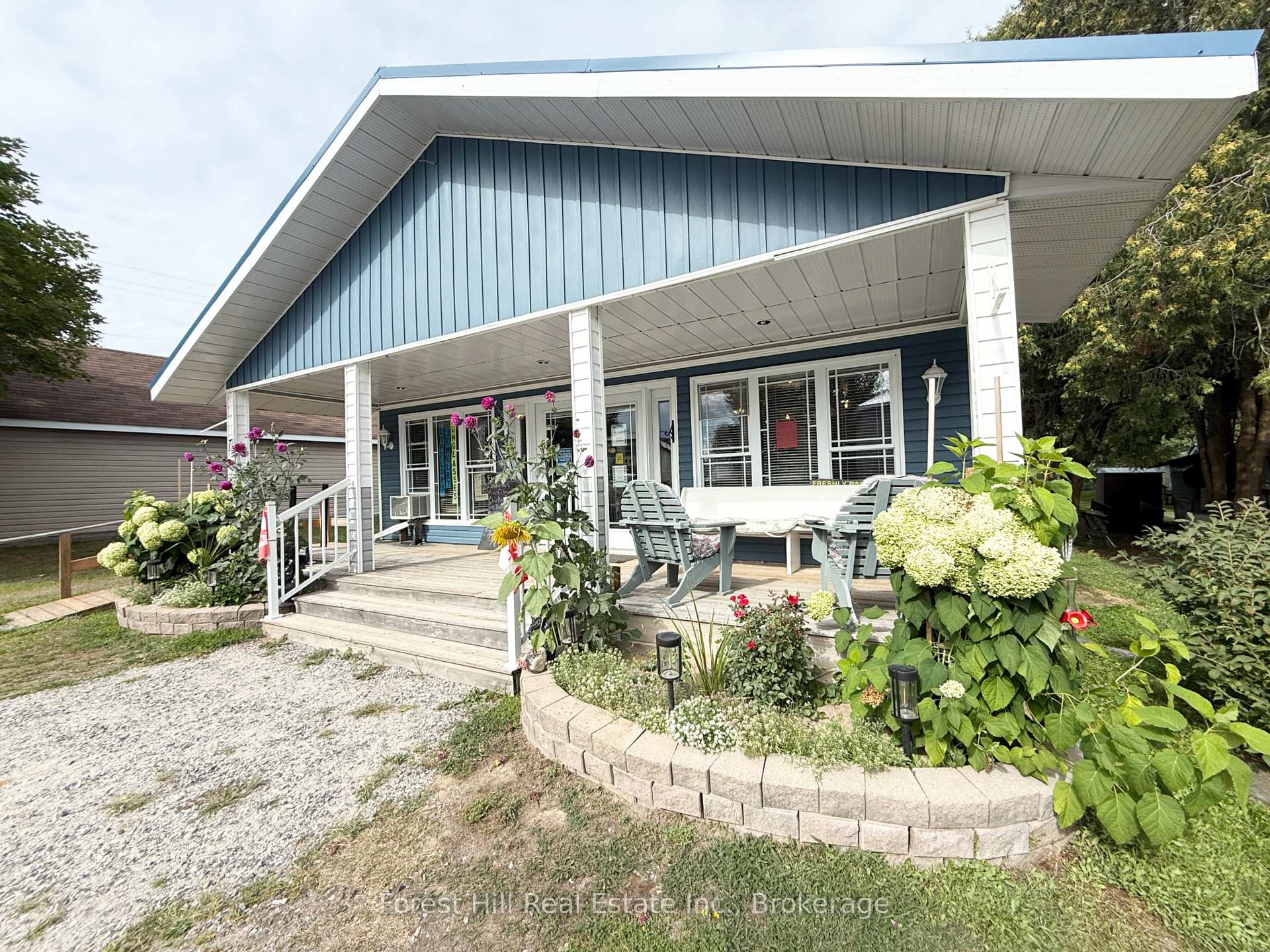Photo 4 of 17 Davis Drive, Parry Sound Remote Area, Port Loring — HOMEH
