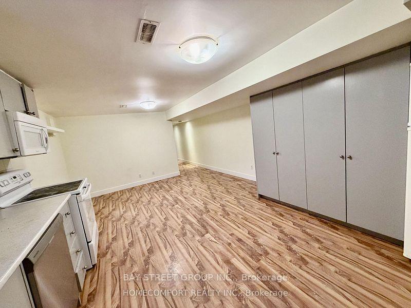 Photo 6 of Unit Lower, 178 Rosemount Avenue, Toronto, Corso Italia-Davenport — HOMEH