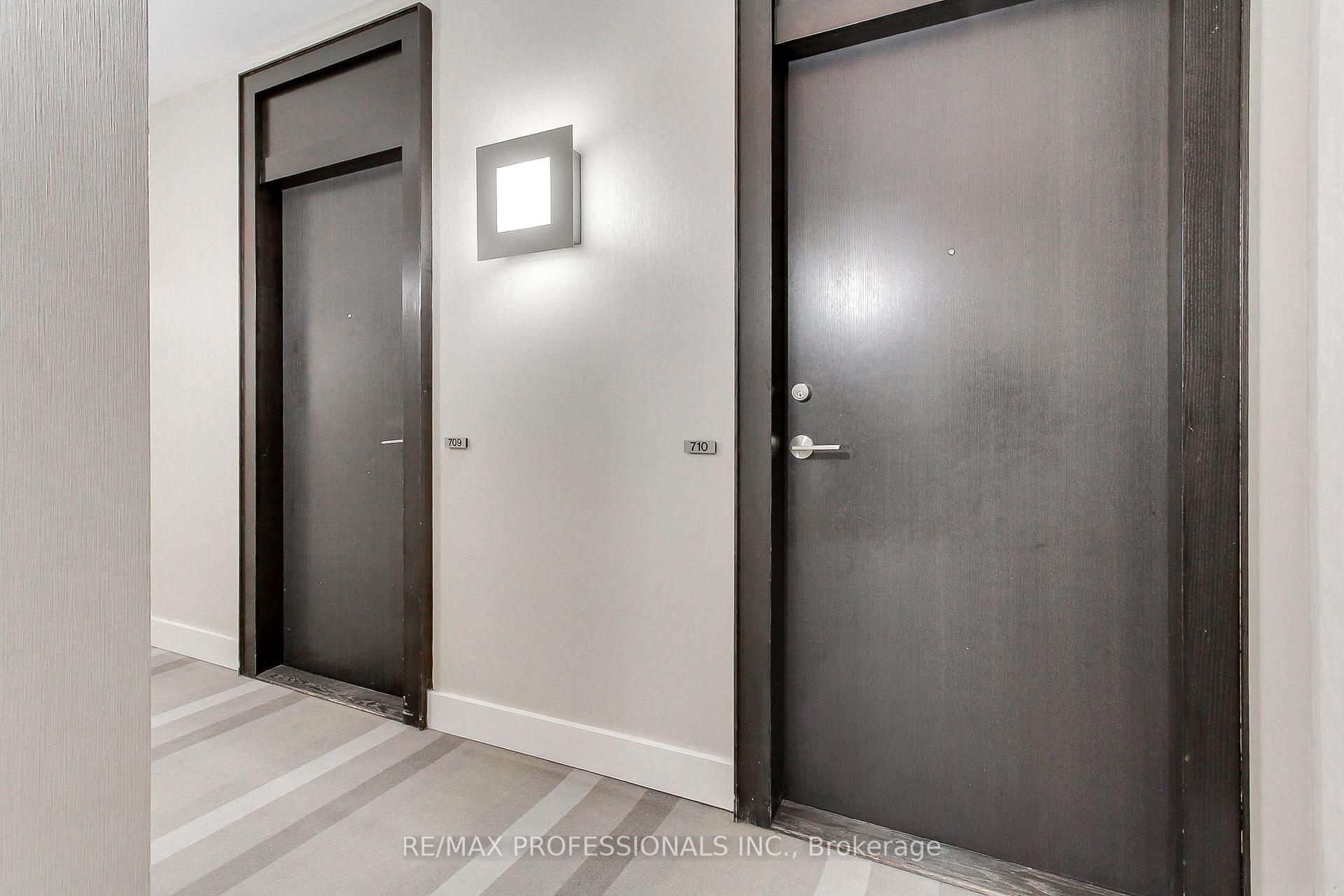 Photo 5 of Unit 710, 33 Charles Street E, Toronto, Church-Yonge Corridor — HOMEH