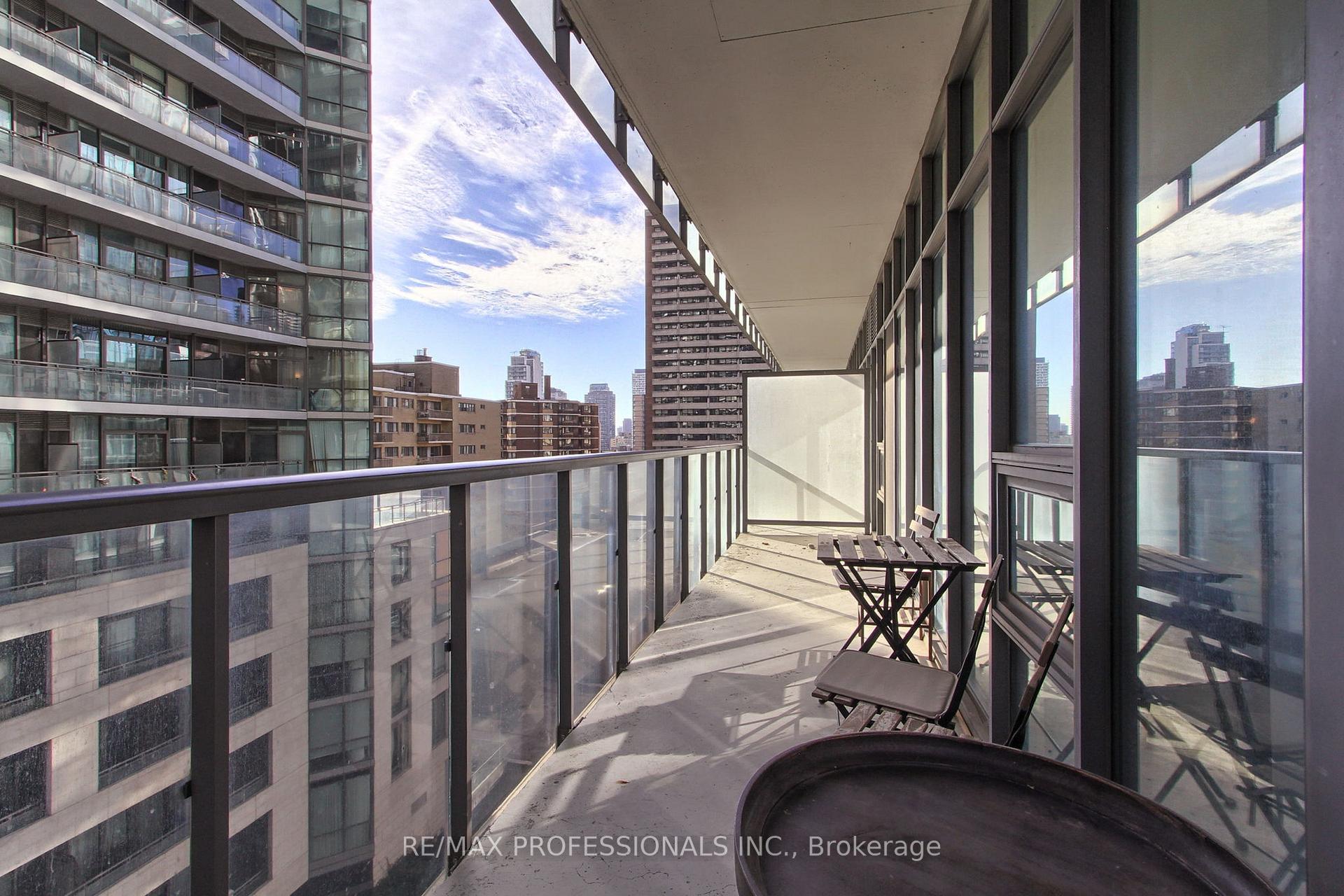 Photo 30 of Unit 710, 33 Charles Street E, Toronto, Church-Yonge Corridor — HOMEH