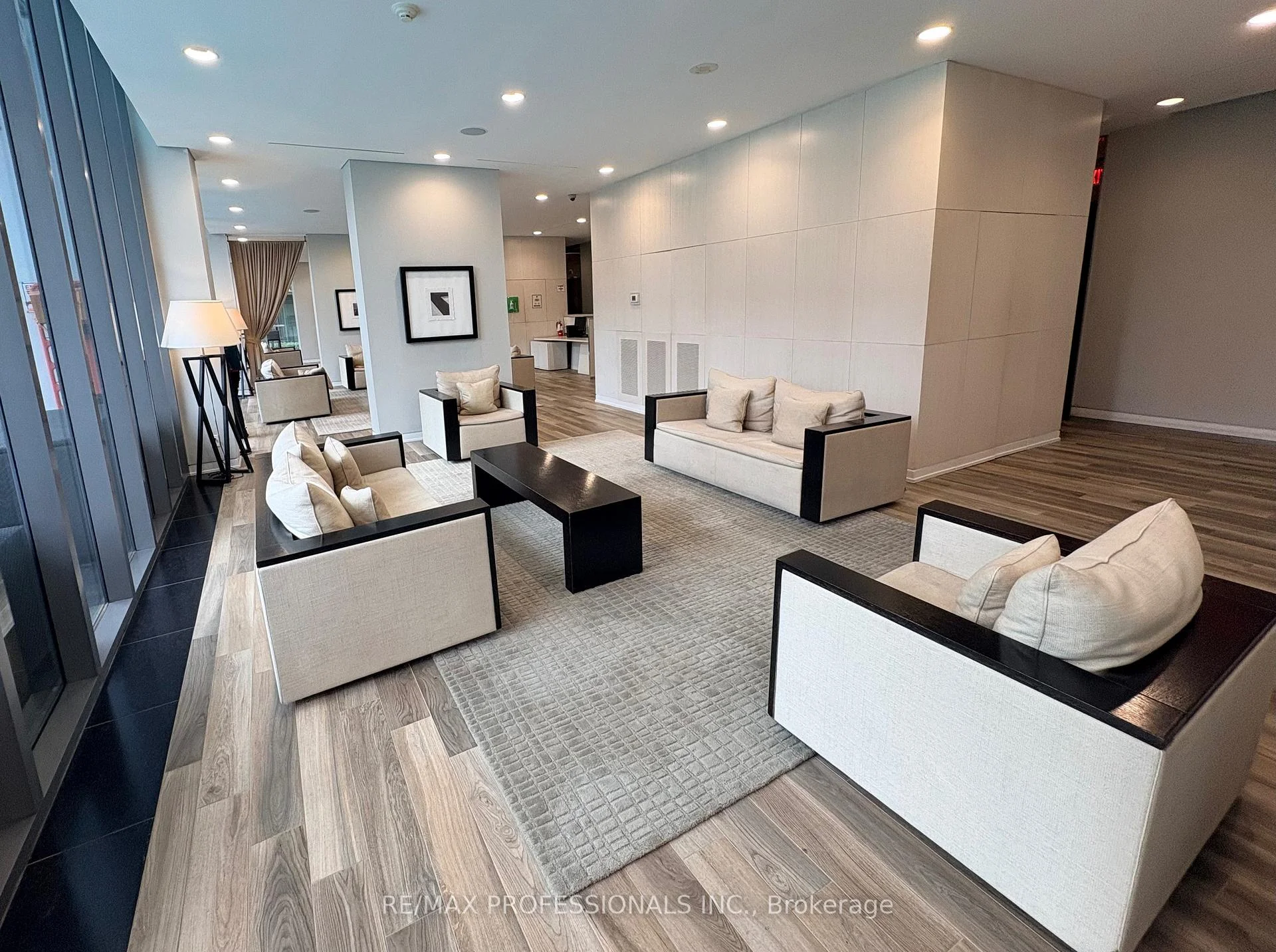 Photo 36 of Unit 710, 33 Charles Street E, Toronto, Church-Yonge Corridor — HOMEH