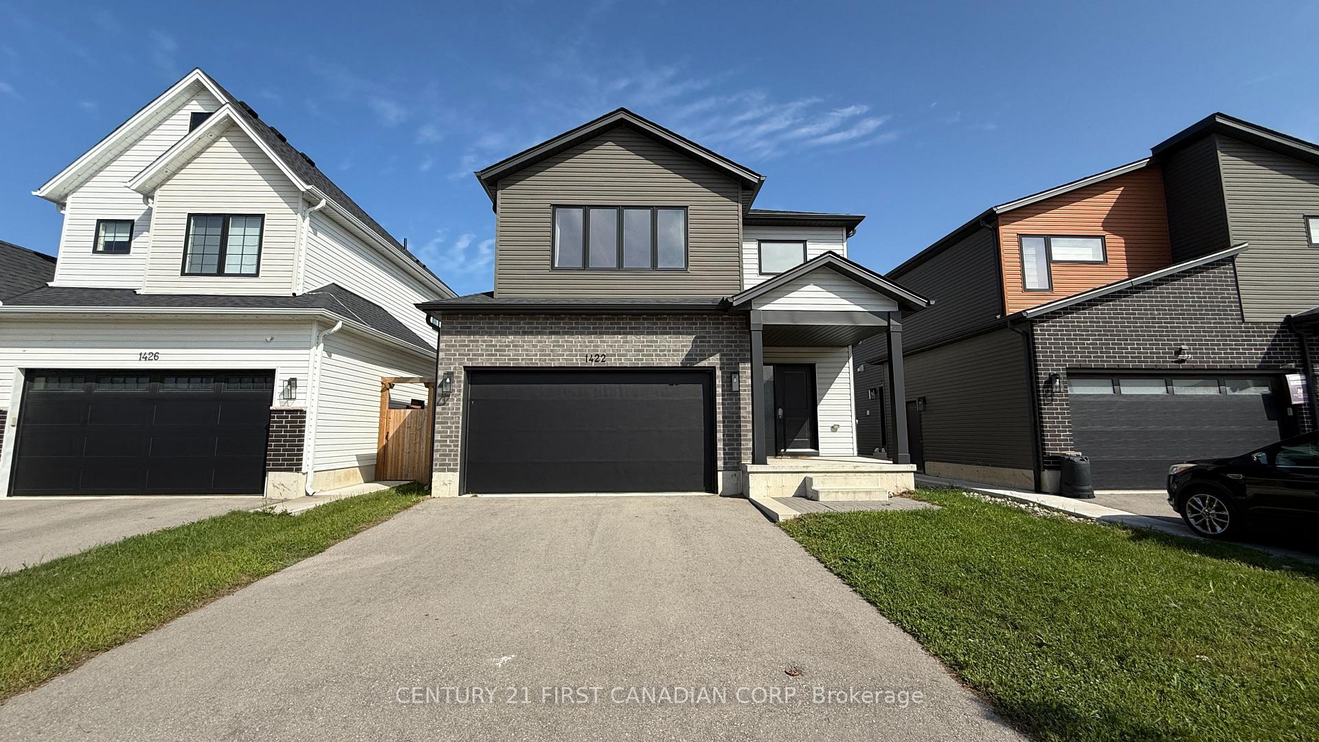 Photo 1 of 1422 Twilite Boulevard, London, North S — HOMEH