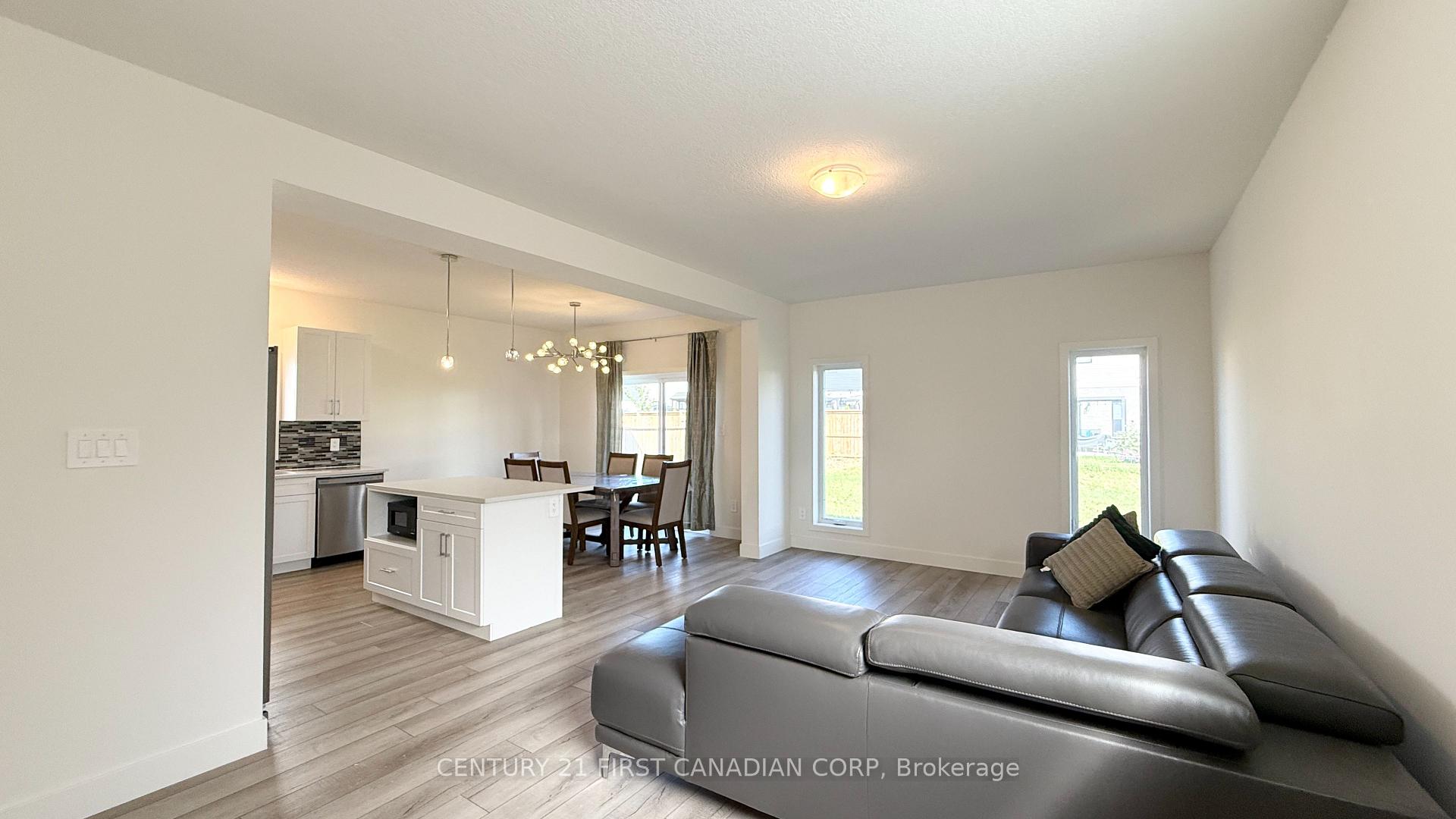 Photo 6 of 1422 Twilite Boulevard, London, North S — HOMEH