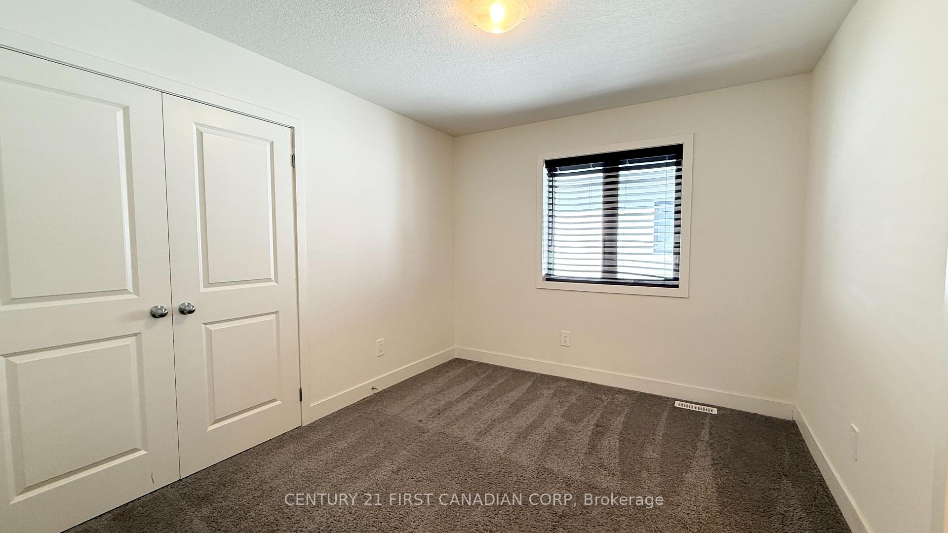 Photo 24 of 1422 Twilite Boulevard, London, North S — HOMEH