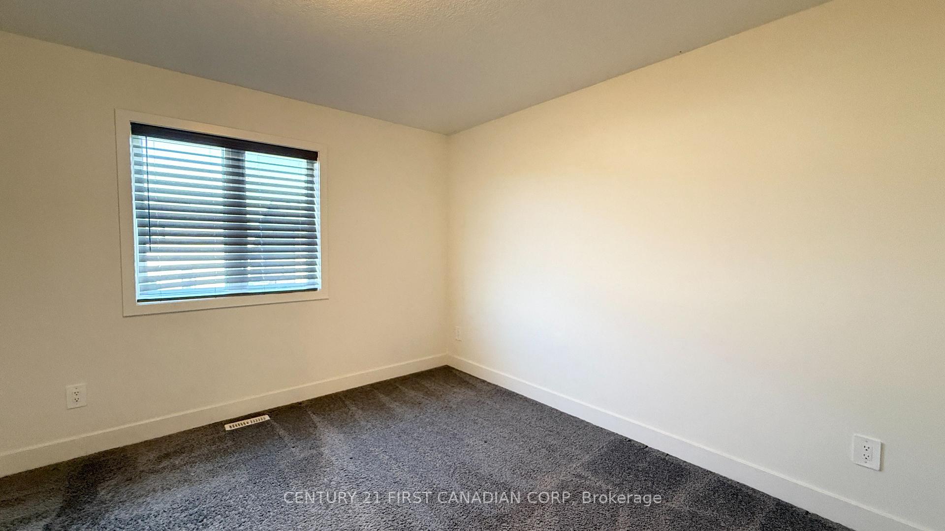 Photo 30 of 1422 Twilite Boulevard, London, North S — HOMEH