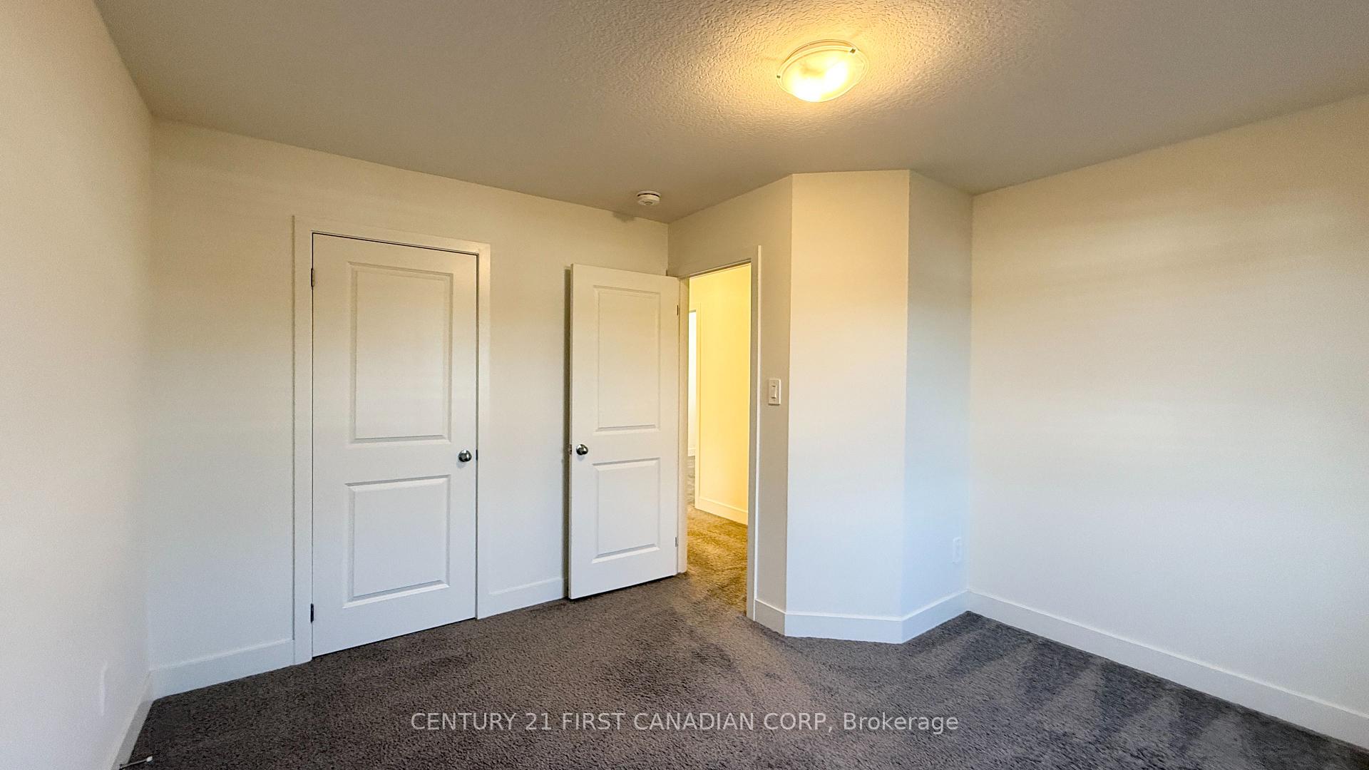 Photo 32 of 1422 Twilite Boulevard, London, North S — HOMEH