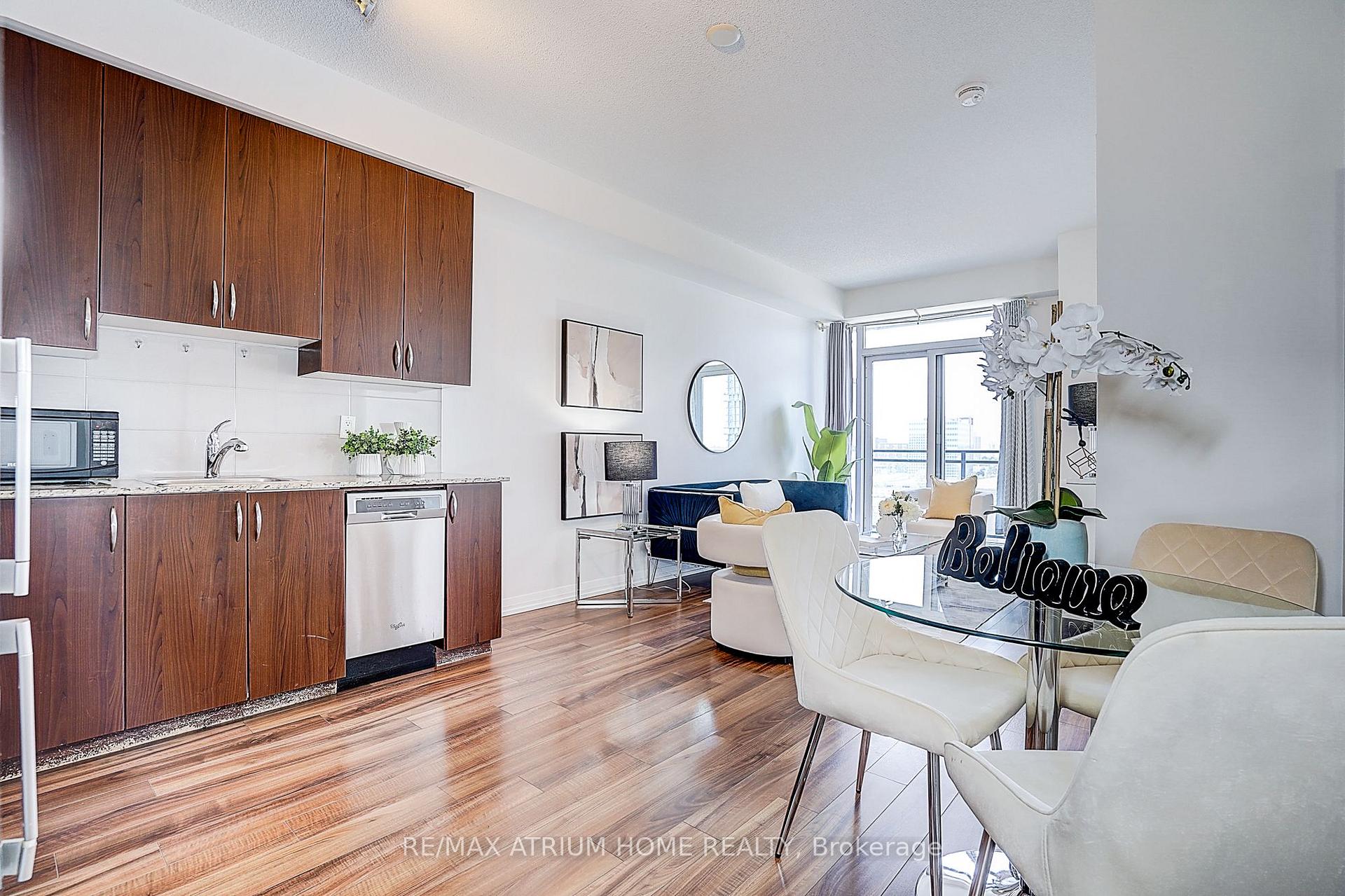 Photo 6 of Unit 810, 55 Ann O'reilly Road, North York, Henry Farm — HOMEH